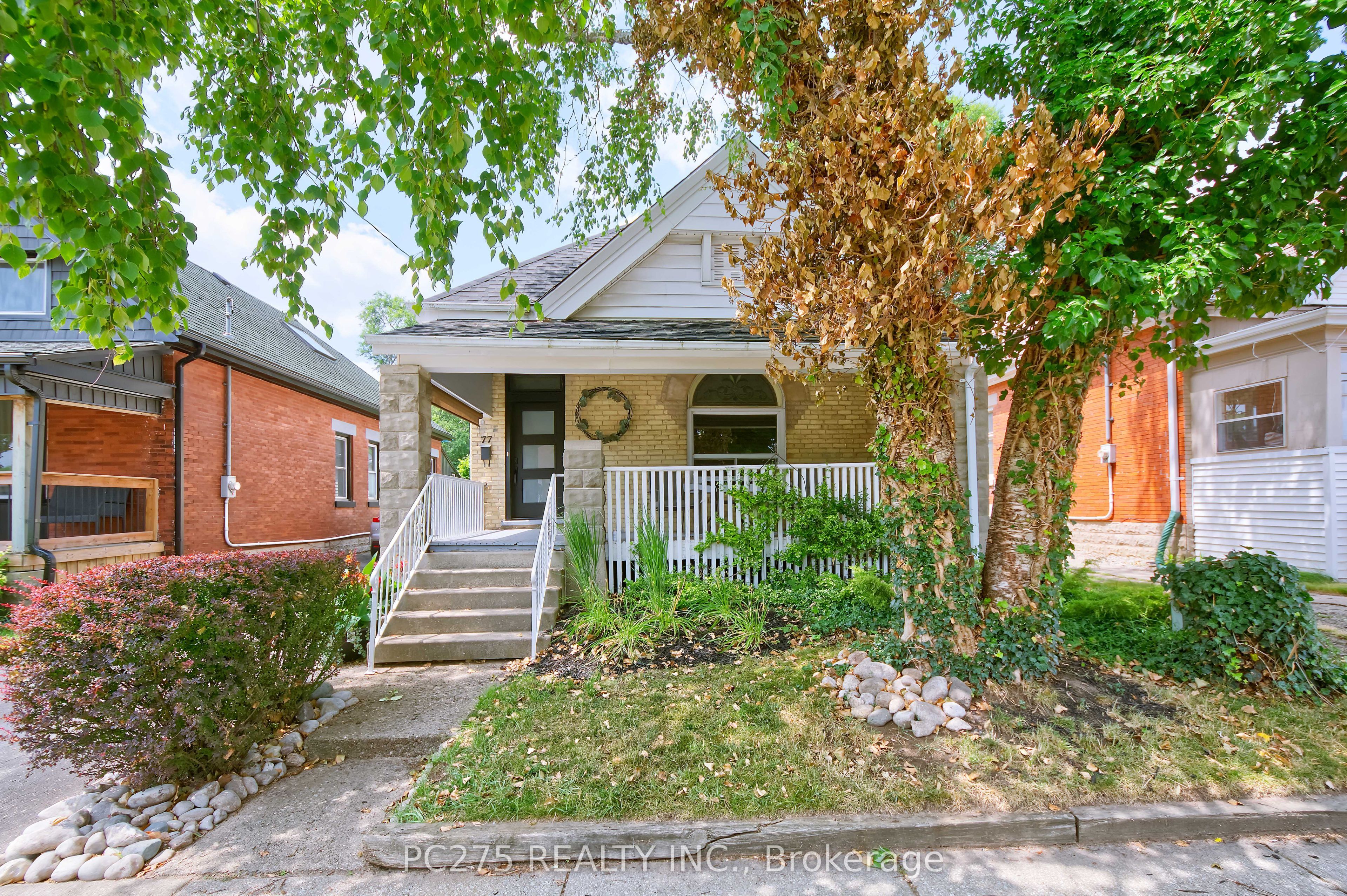 77 Elm Street, London East, ON N5Z 2K4