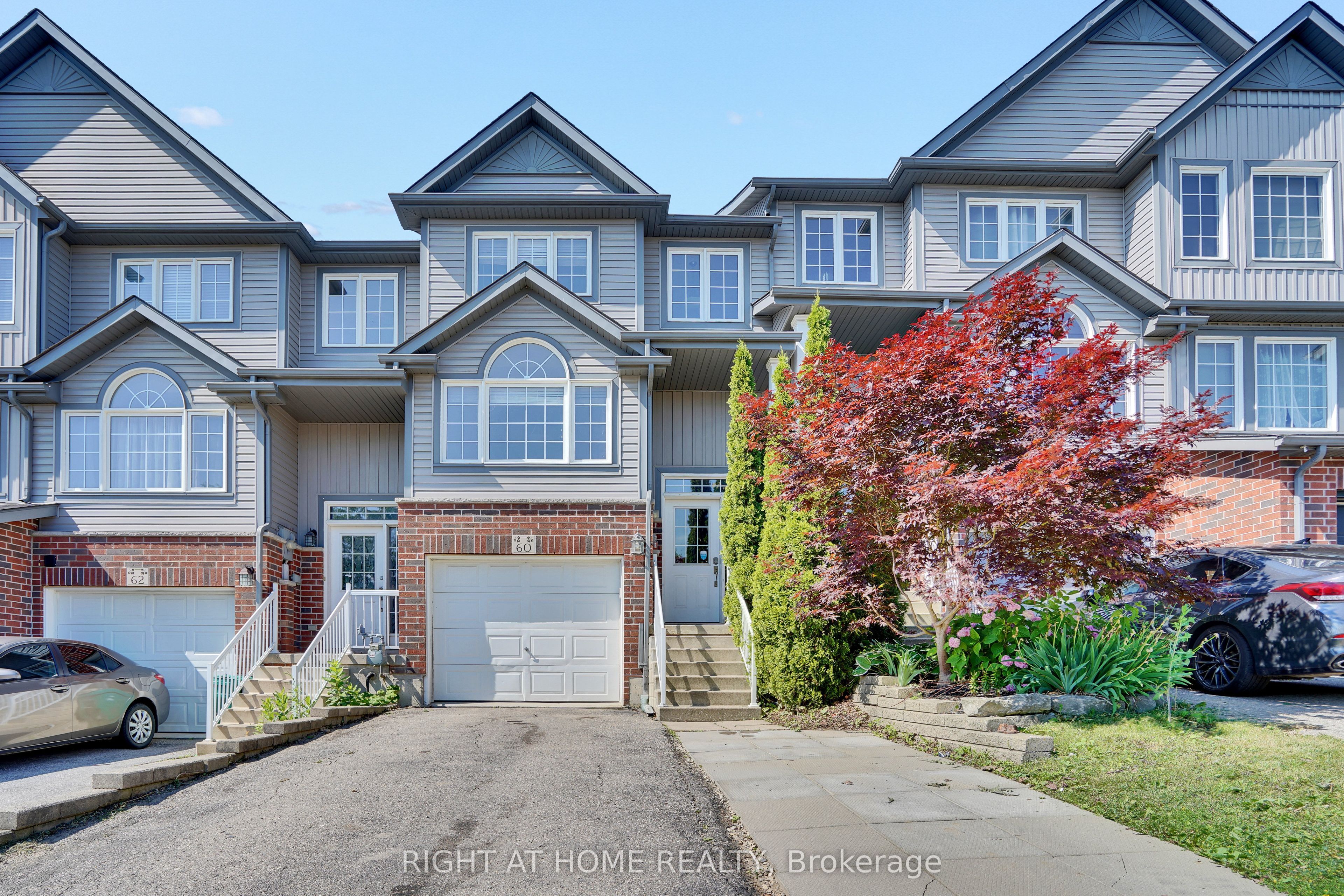 60 Featherstone Street, Kitchener, ON N2R 1Z2