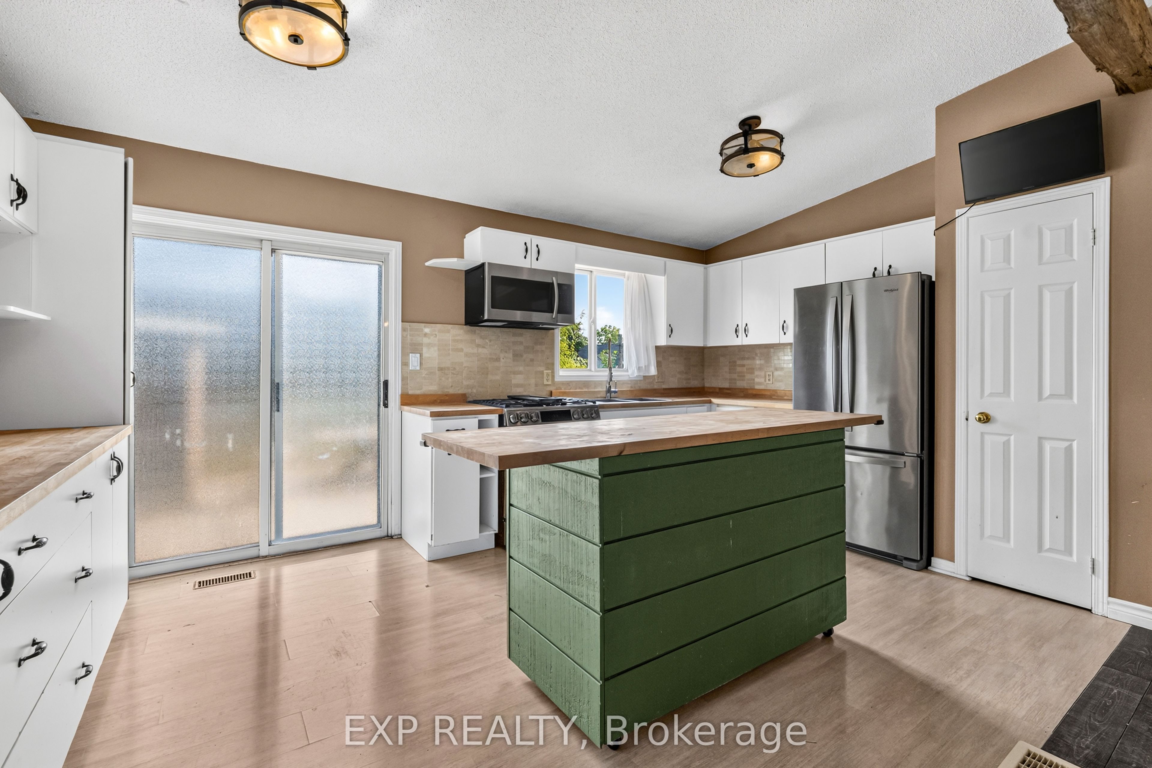 3209 YOUNG Avenue, Fort Erie, ON L0S 1N0 photo 5
