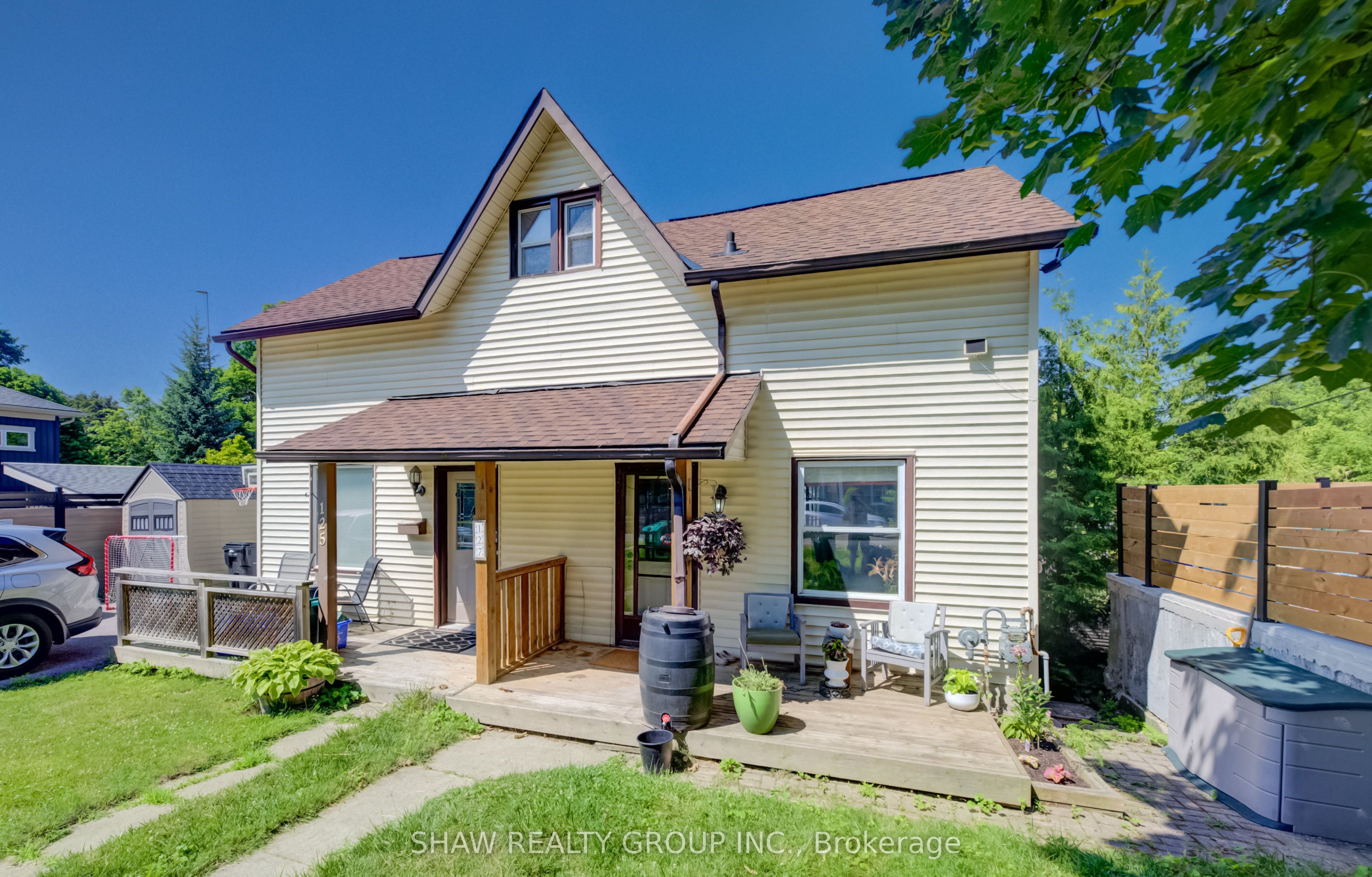 127 Henderson Street, Cambridge, ON N3C 2G3 photo 2