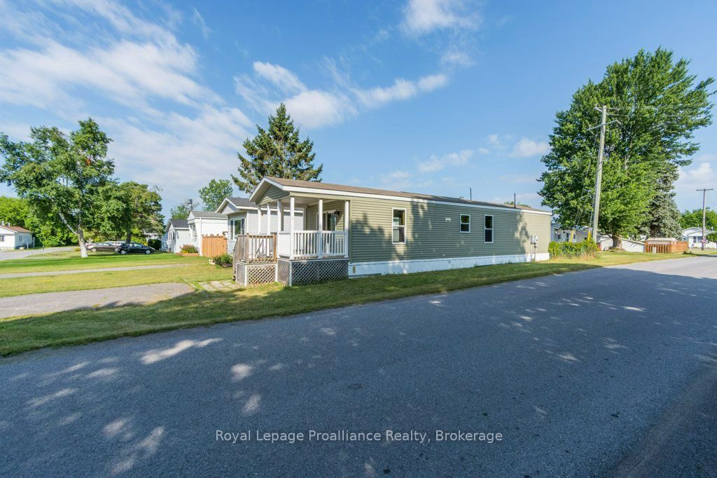 529 Old Hwy 2 Highway, Quinte West, ON K8V 5P5 photo 3