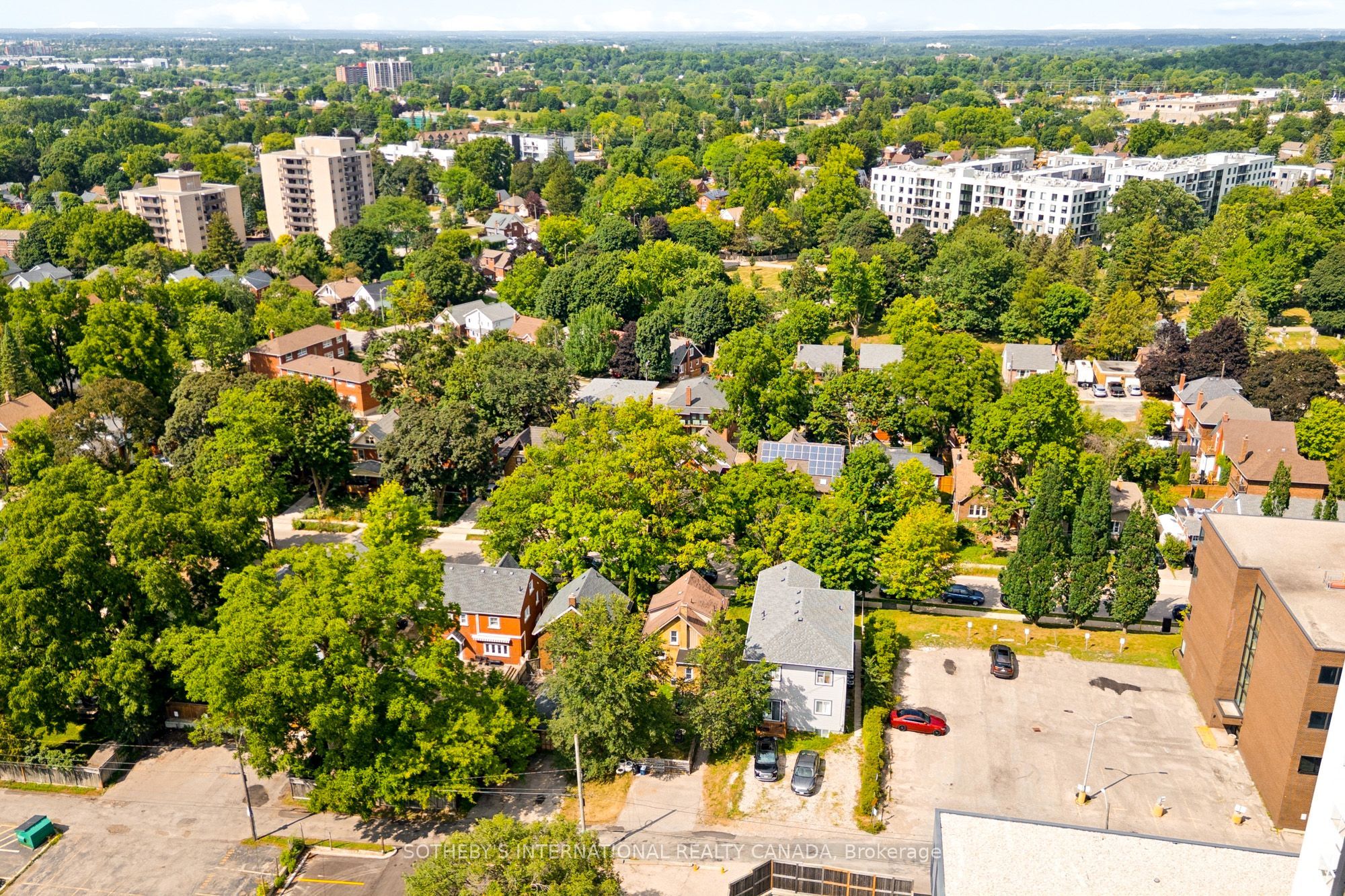 19 Mary Street, Kitchener, ON N2H 3P9 photo 4