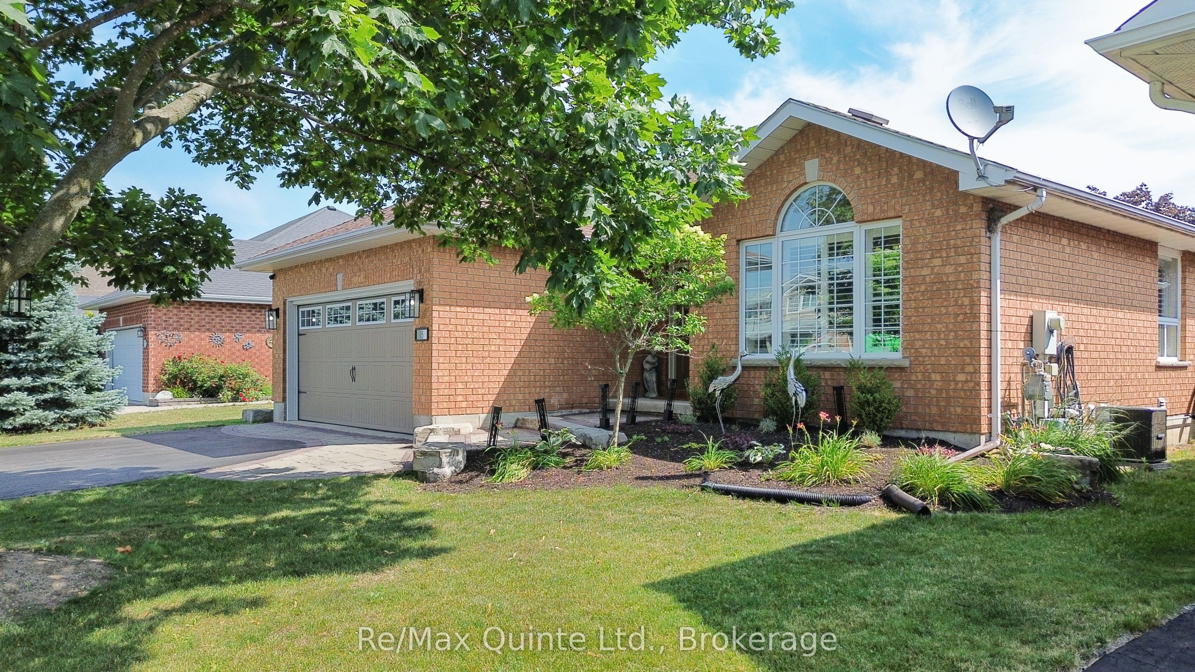15 Spruce Gardens, Belleville, ON K8N 5W3 photo 5