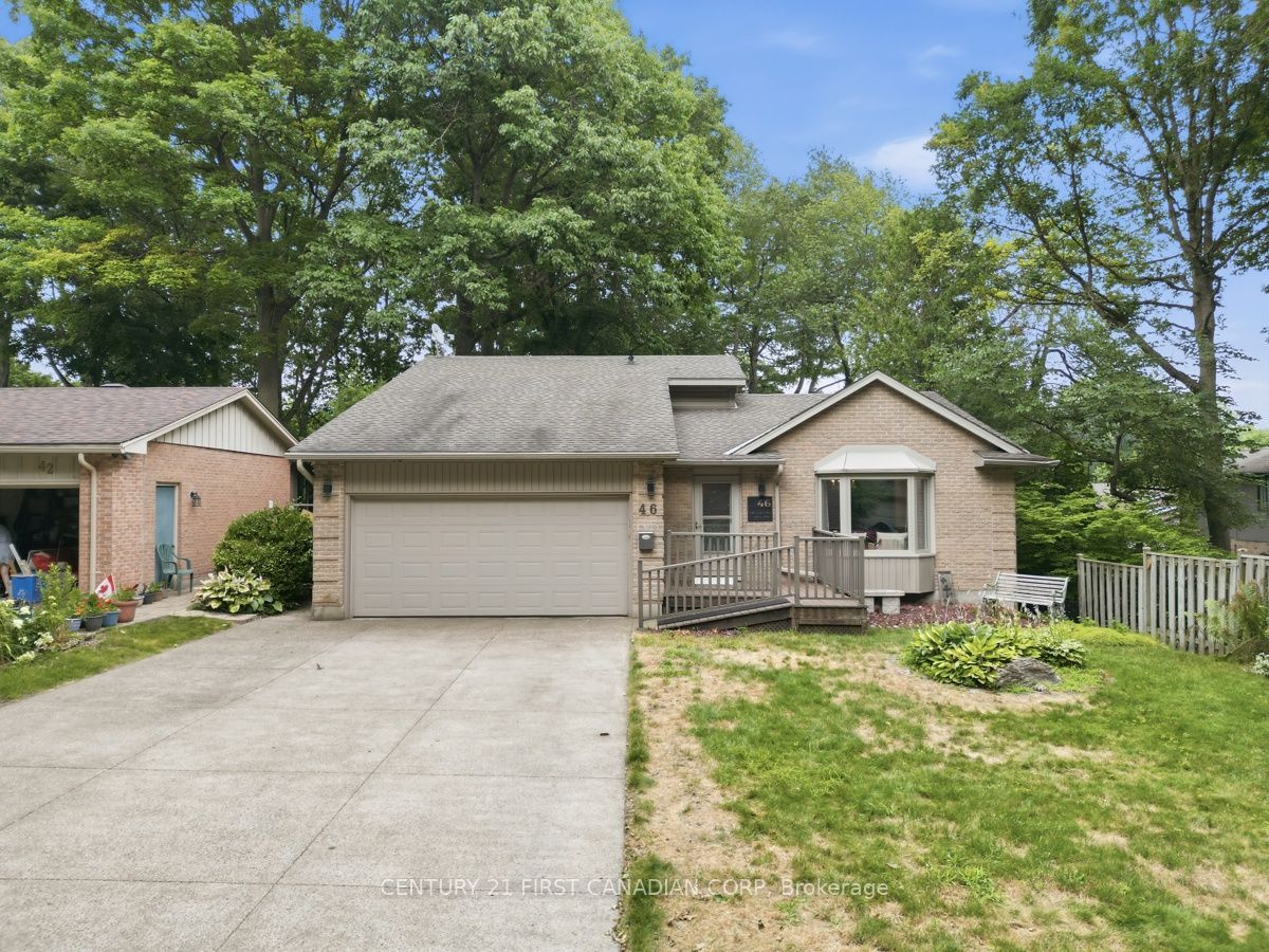 46 Ski Valley Crescent, London South, ON N6K 3H3