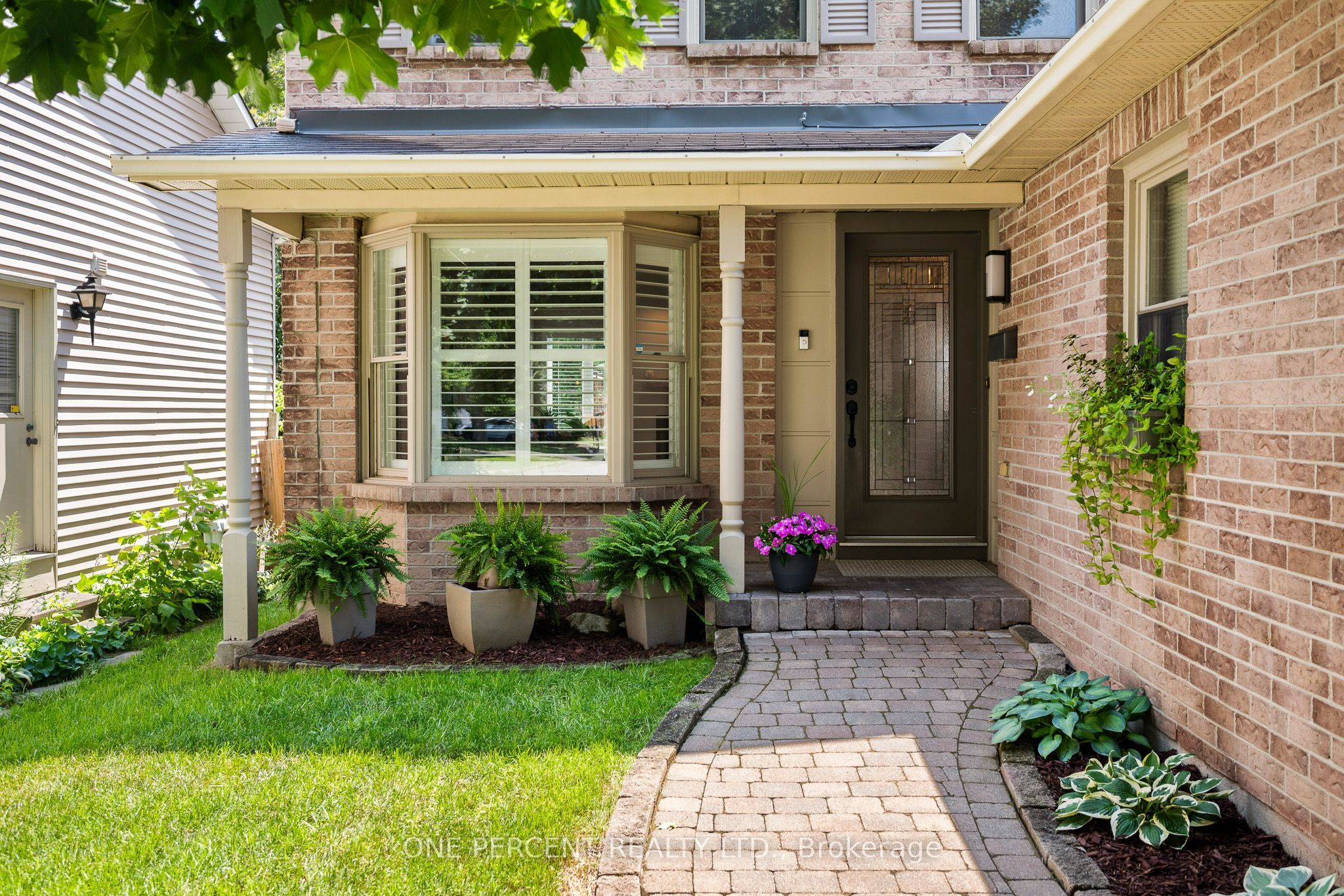 1568 Sunview Drive, Orleans - Convent Glen and Area, ON K1C 5A3 photo 4