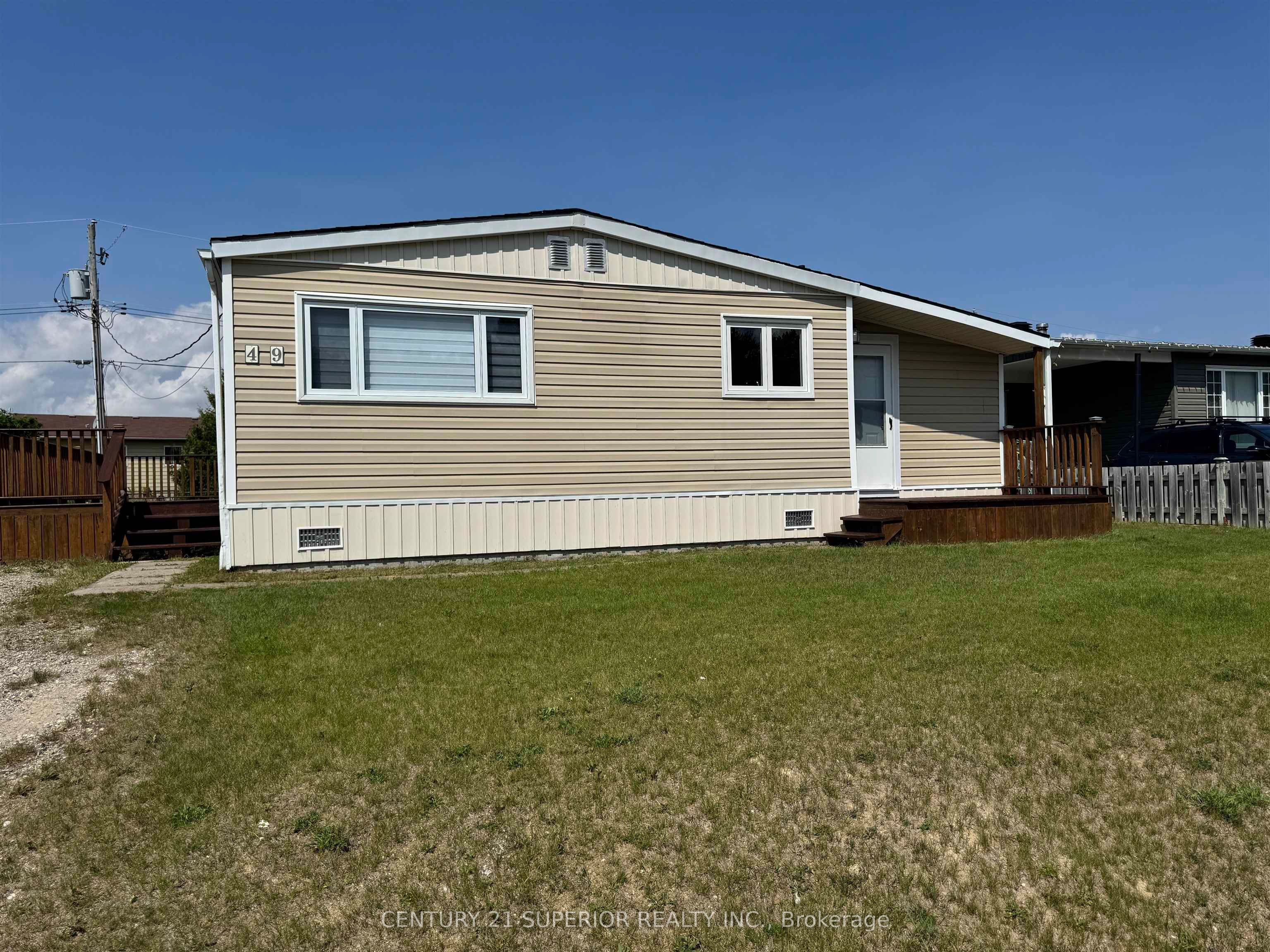 49 Otter Ave, Manitouwadge, ON P0T 2C0