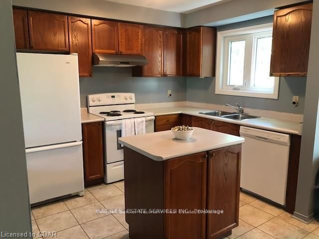 302 College Avenue W 3, Guelph, ON N1G 4T6 photo 2