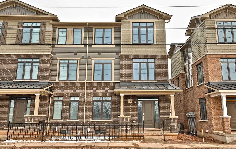 288 Glover Road 8, Hamilton, ON L8E 5H6