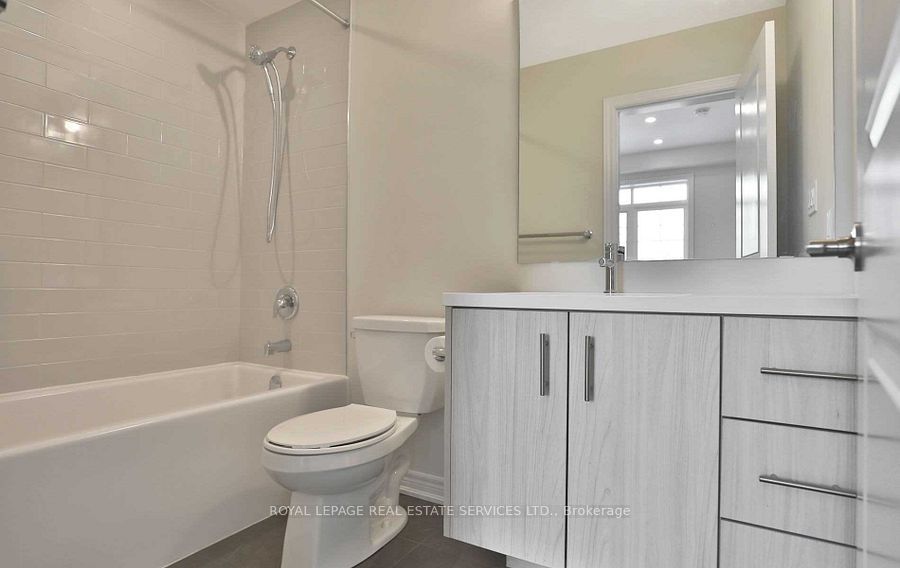 288 Glover Road 8, Hamilton, ON L8E 5H6 photo 4