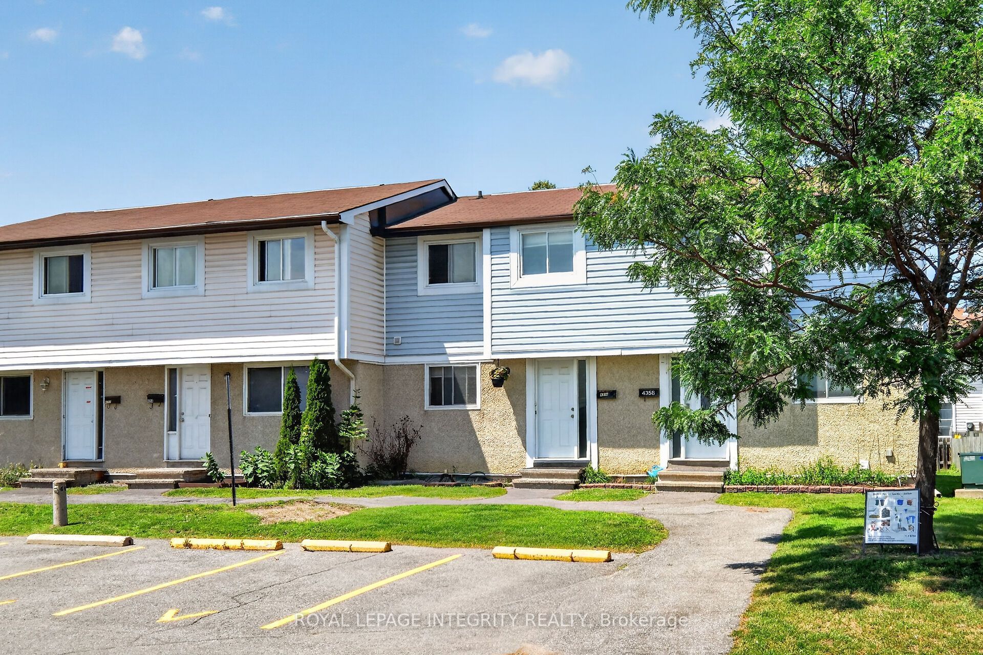 4356 Stella Crescent, Cyrville - Carson Grove - Pineview, ON K1J 8T7 photo 2
