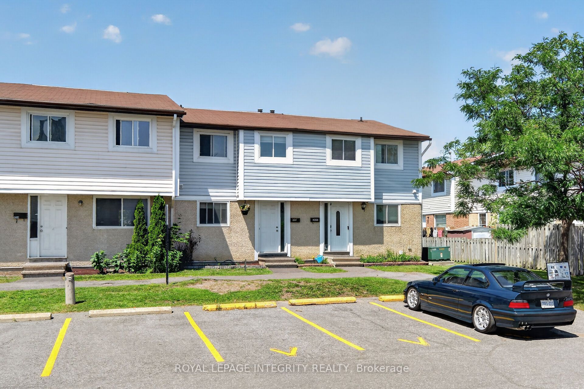 4356 Stella Crescent, Cyrville - Carson Grove - Pineview, ON K1J 8T7 photo 3