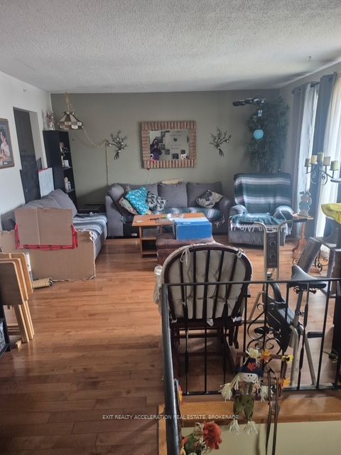 21 Camden Court, Kingston, ON K7K 5W6 photo 2
