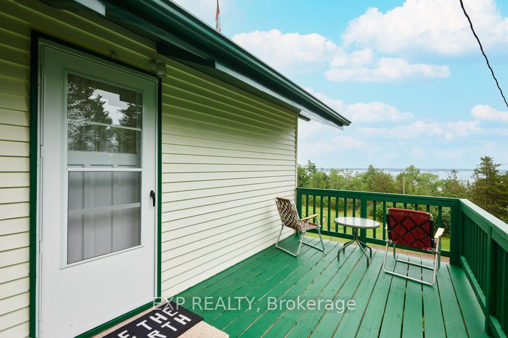 11 Goodbody Crescent, Front of Yonge, ON K0E 1R0 photo 4