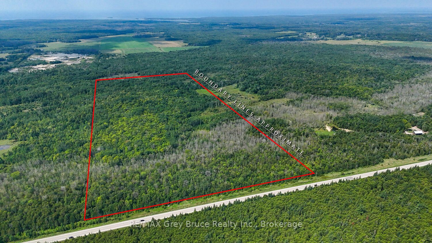 65 Lawrence Road, South Bruce Peninsula, ON N0H 2T0 photo 4