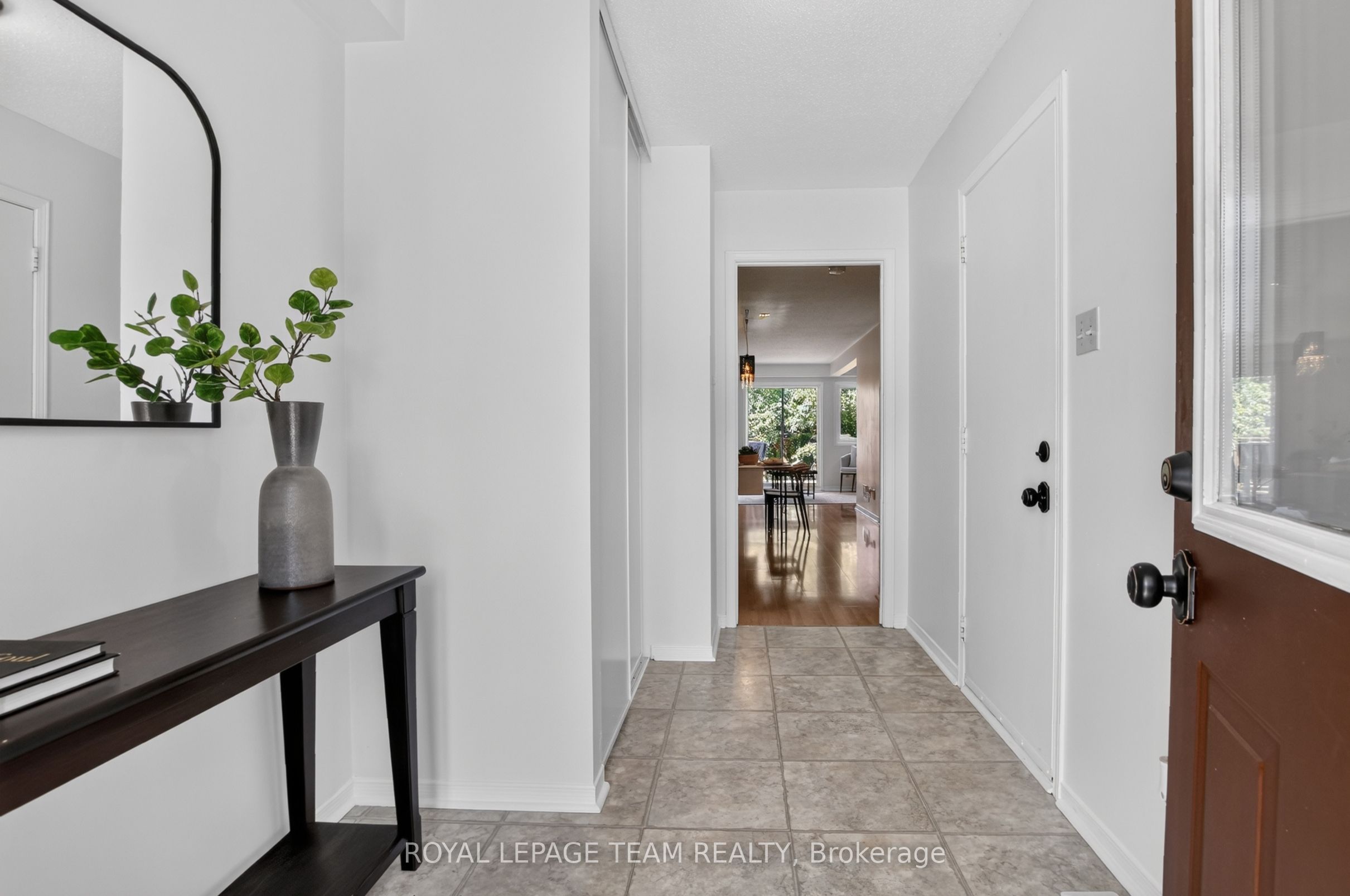 65 Woodpark Way, Barrhaven, ON K2J 4C6 photo 4