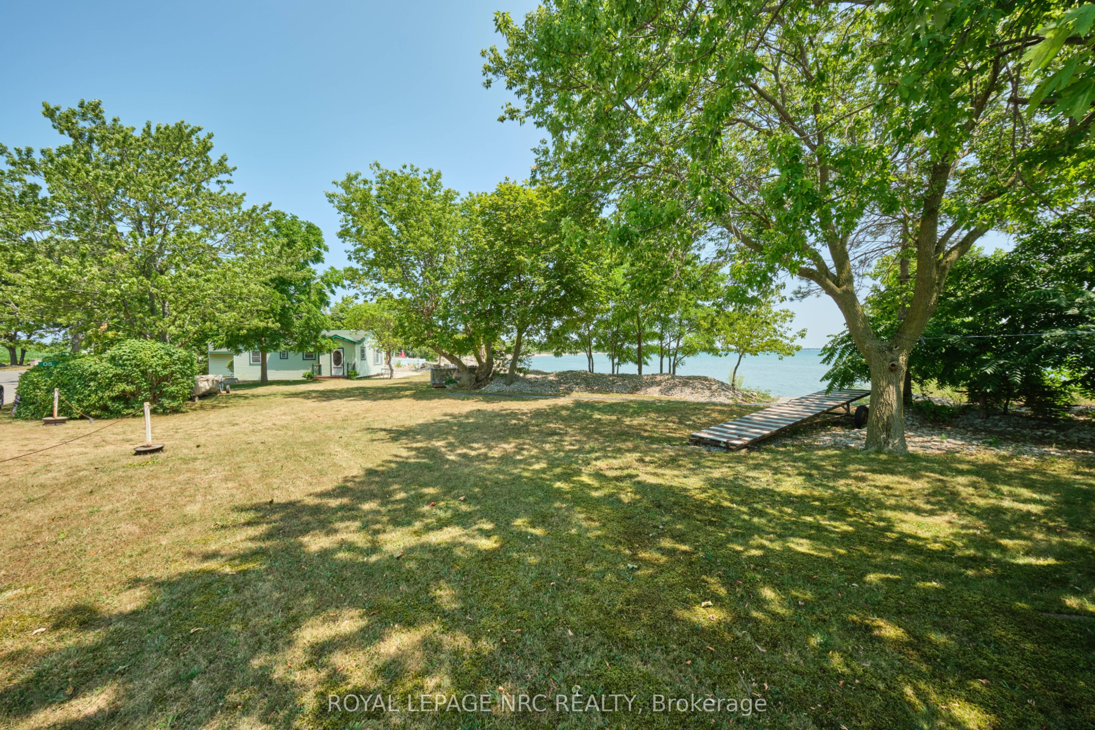 5 Mohawk Point Road, Haldimand, ON N0A 1K0 photo 2