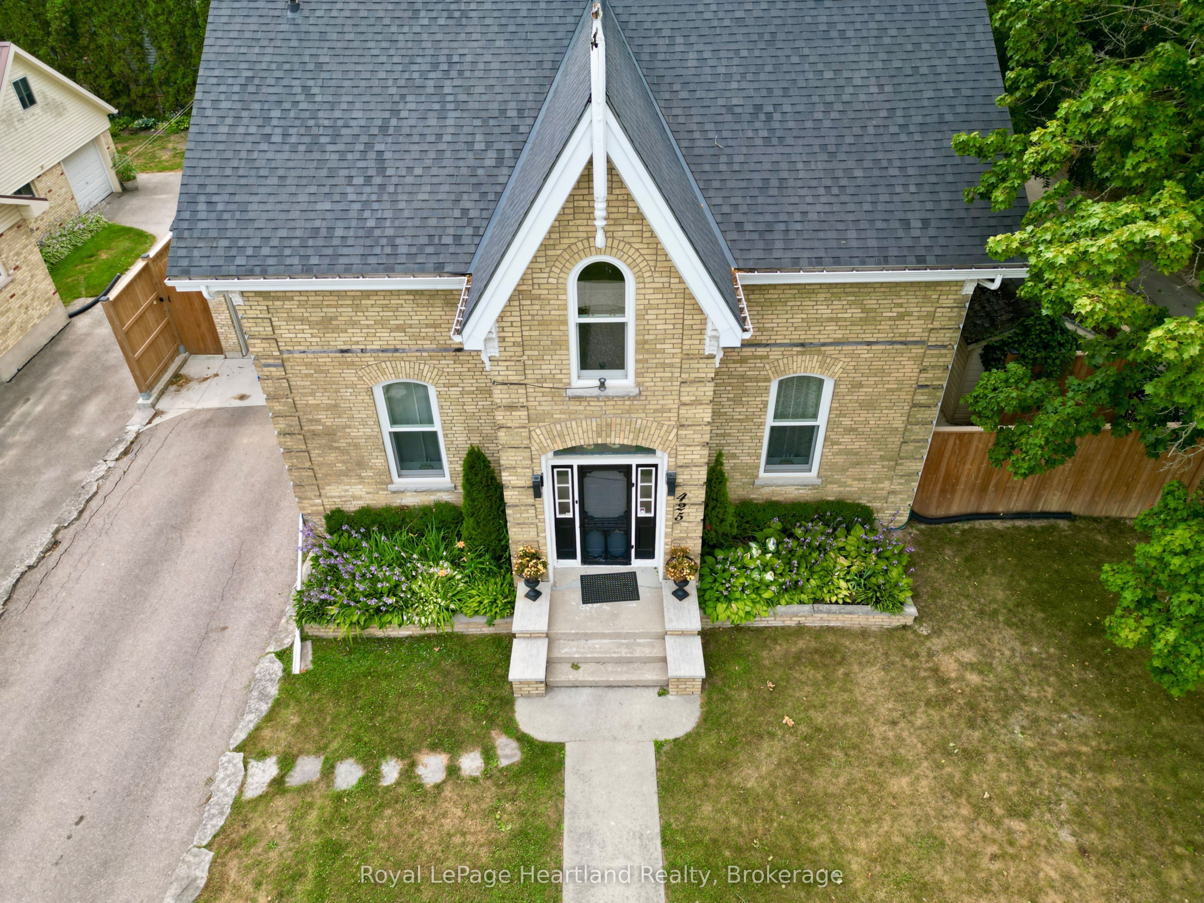 425 William Street, South Huron, ON N0M 1S2 photo 2