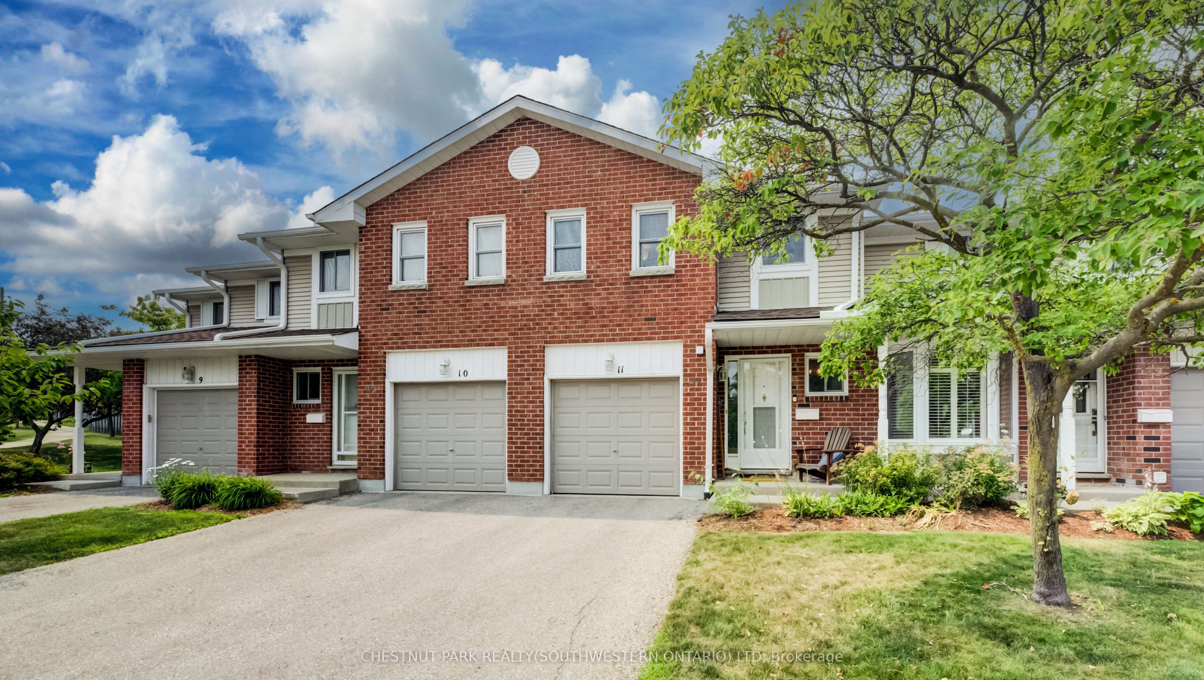 210 Highland Crescent 11, Kitchener, ON N2M 5H7 photo 3