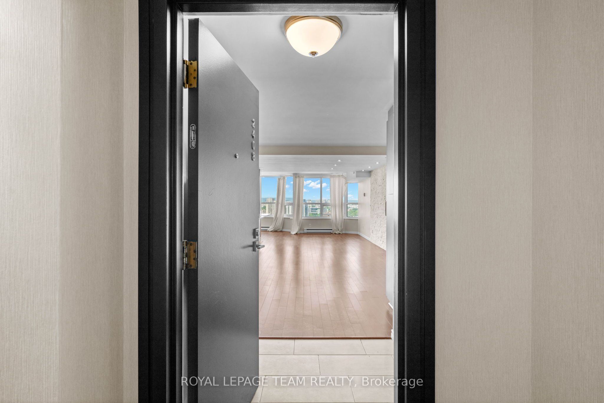1500 Riverside Drive 2408, Alta Vista and Area, ON K1G 4J4 photo 4