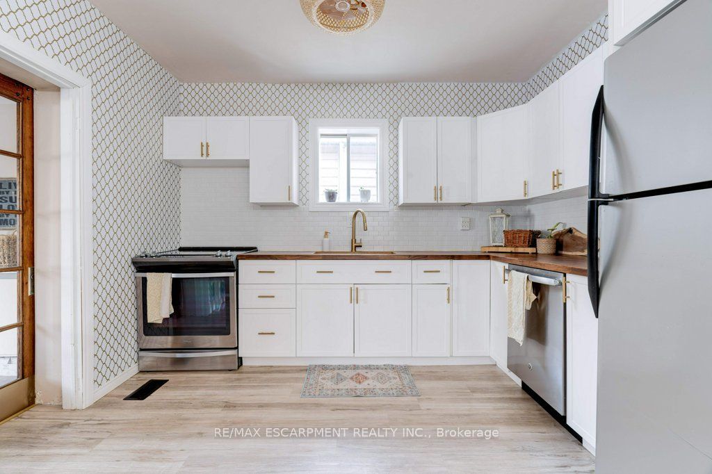 84 East 24th Street, Hamilton, ON L8V 2Y1 photo 4