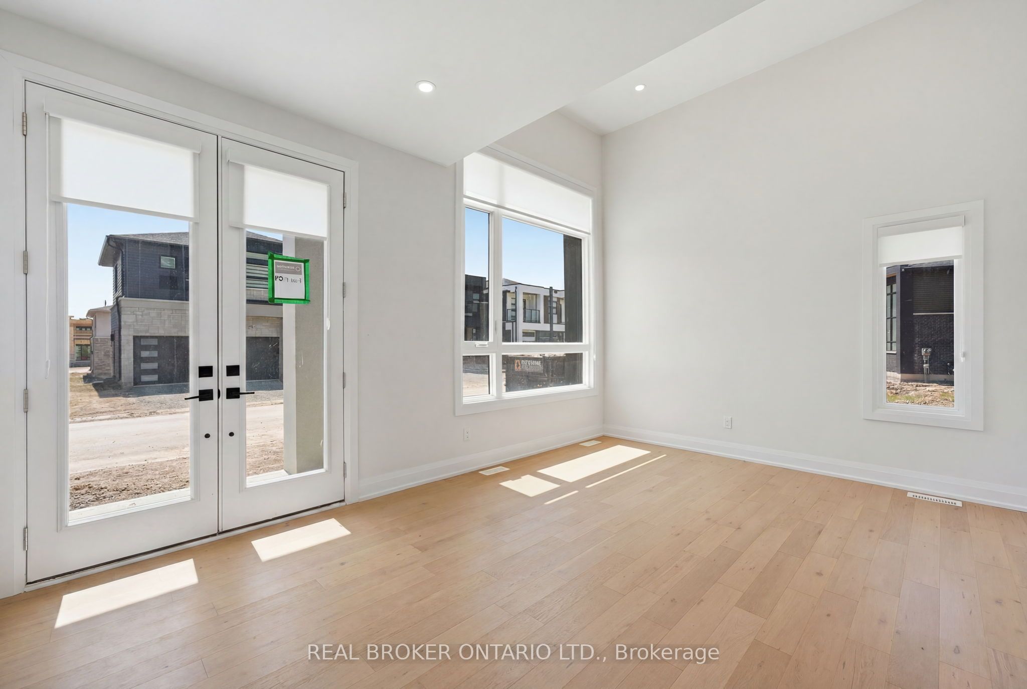 6325 Jewel Common, Niagara Falls, ON L2G 7L5 photo 3