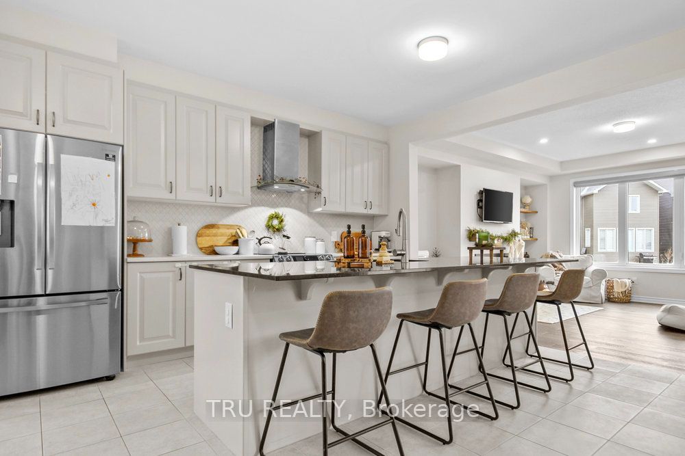 731 Brittanic Road, Kanata, ON K2V 0N7 photo 5