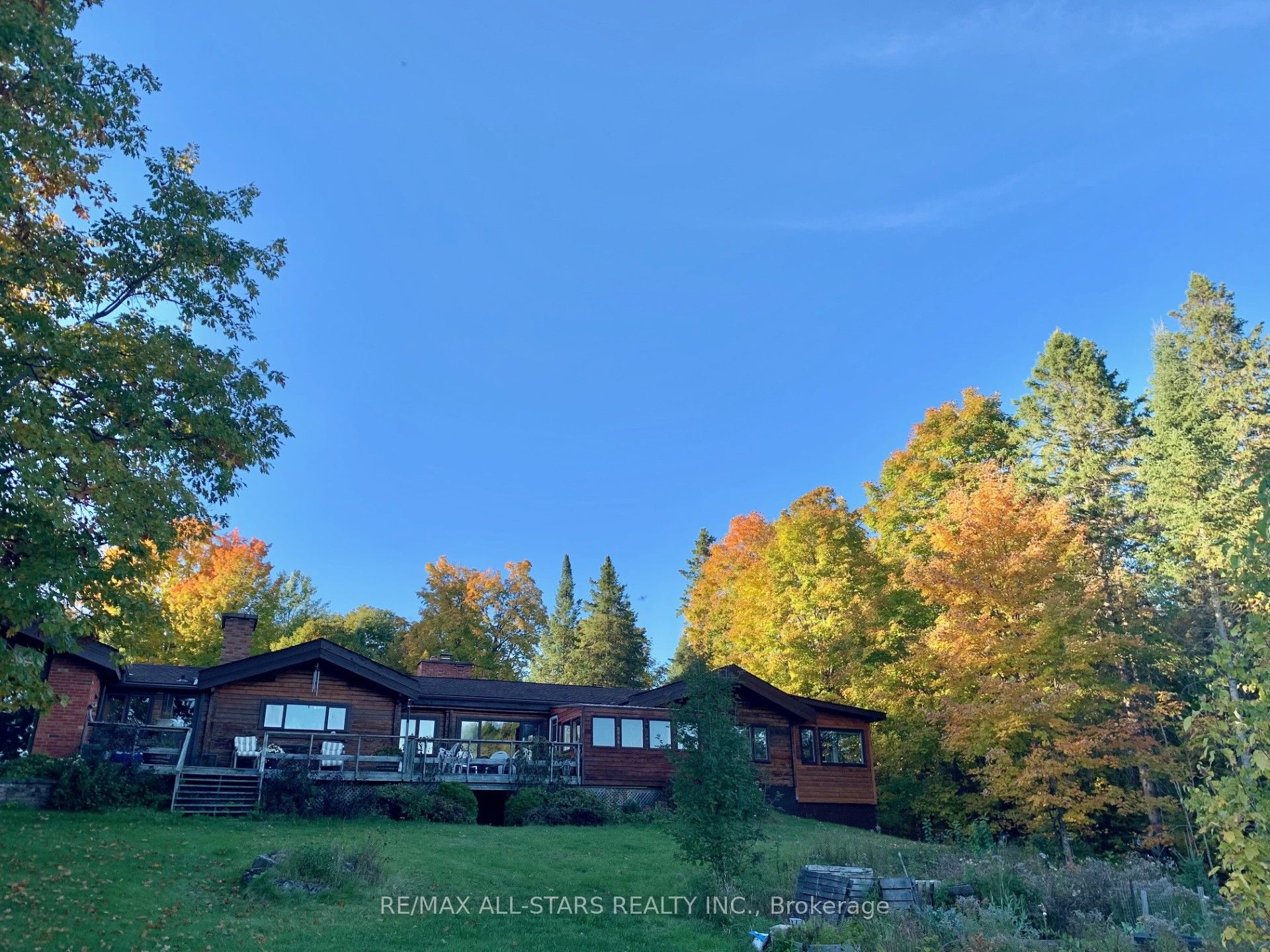 213 Connemara Lane, Greater Madawaska, ON K0J 2R0