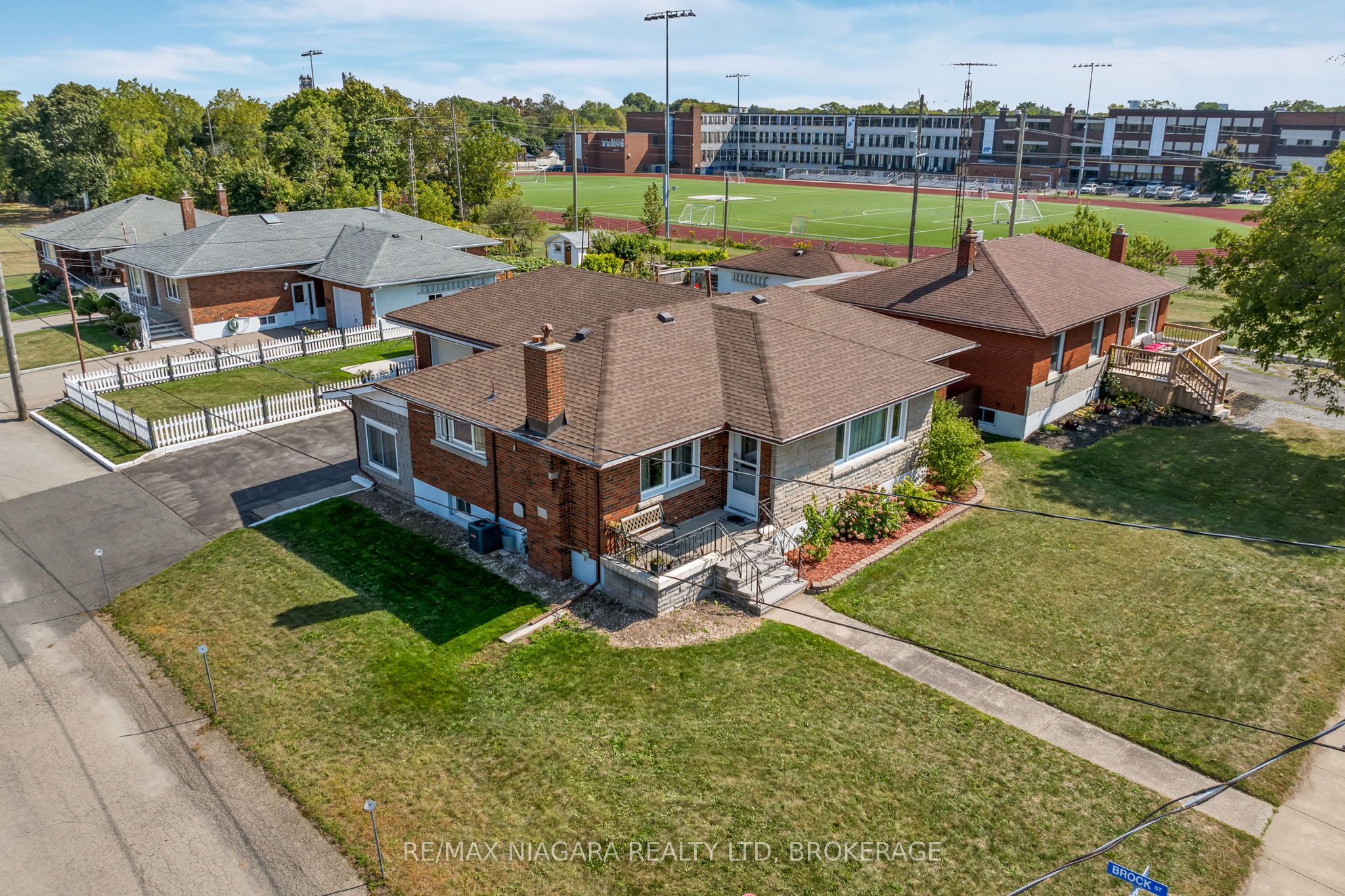 419 Steele Street, Port Colborne, ON L3K 4Y1 photo 4