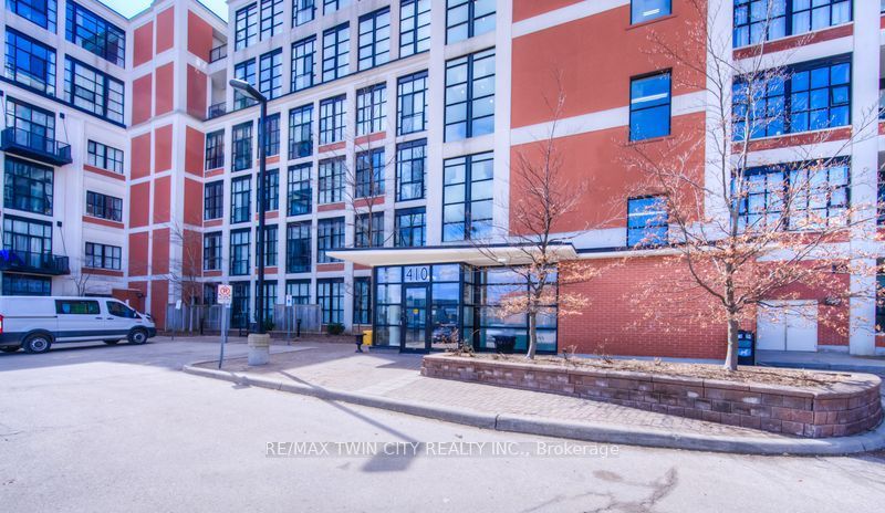 404 King Street W 405, Kitchener, ON N2G 2L5