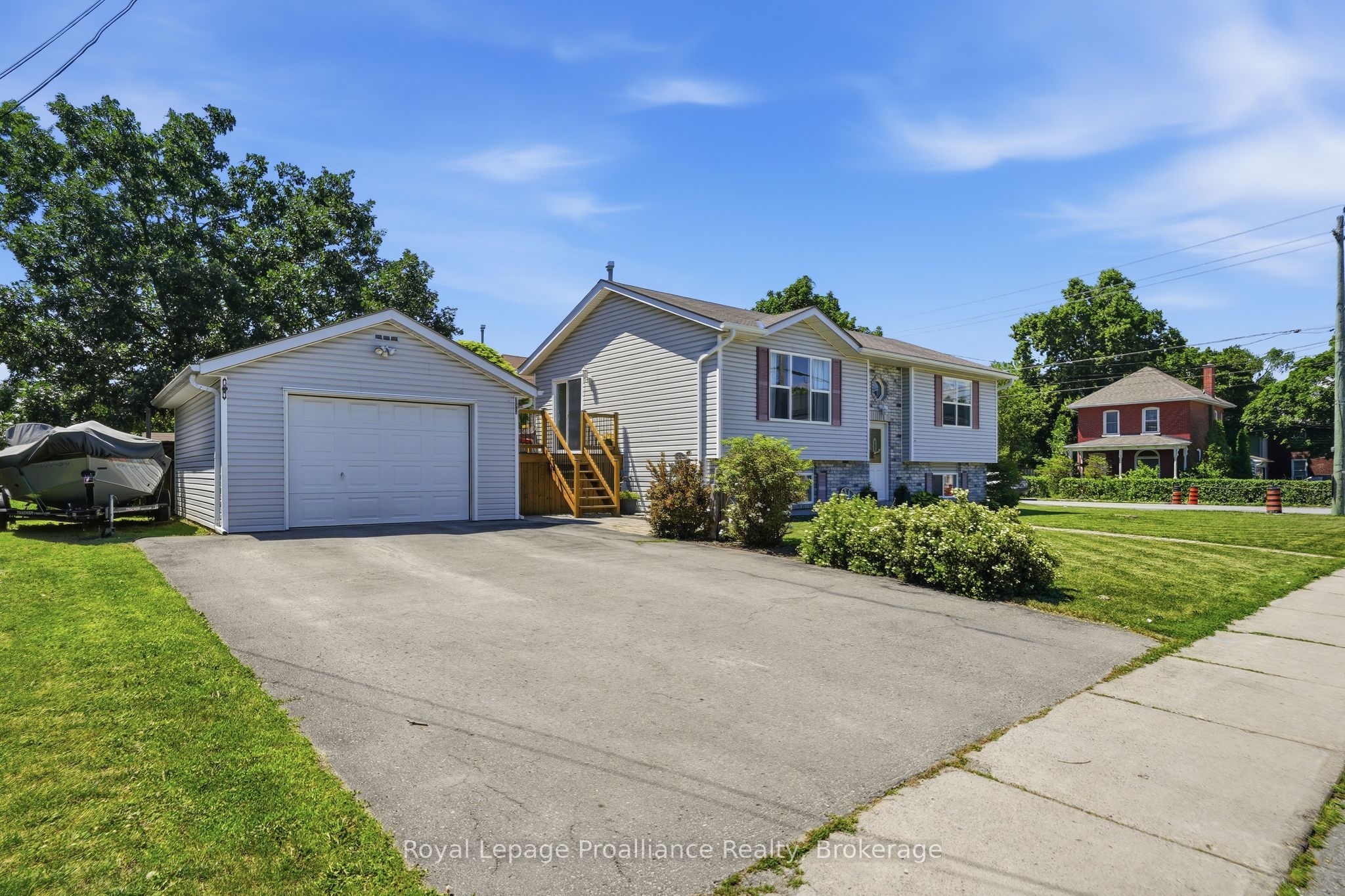 50 Octavia Street, Belleville, ON K8P 3N9 photo 3
