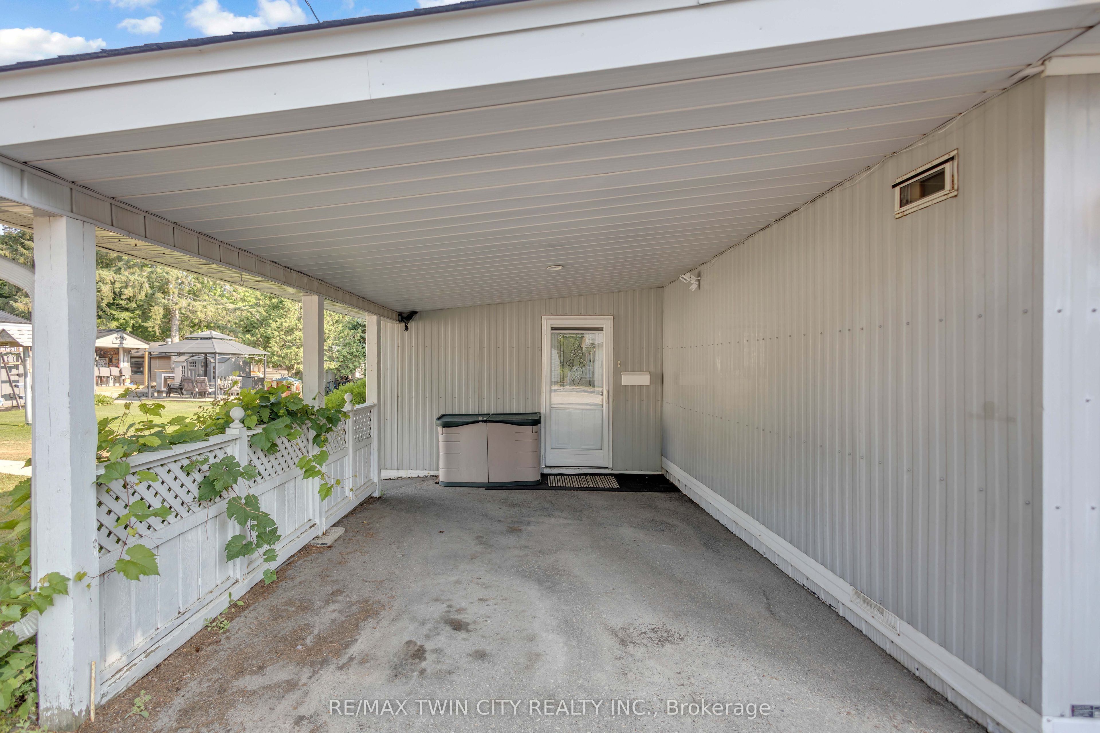 673 Brant Waterloo Road 505, North Dumfries, ON N0B 1E0 photo 3