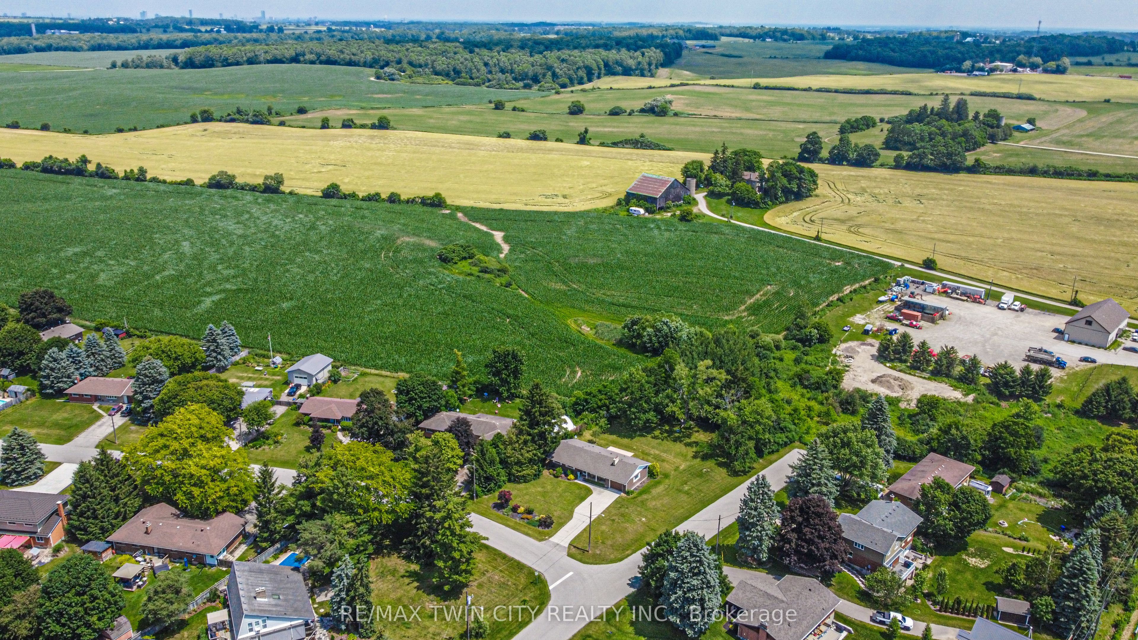 11 Beechim Drive, Wilmot, ON N0B 2E0