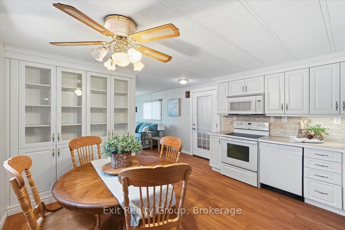 7 Dove Lane, Quinte West, ON K8N 4Z3 photo 5