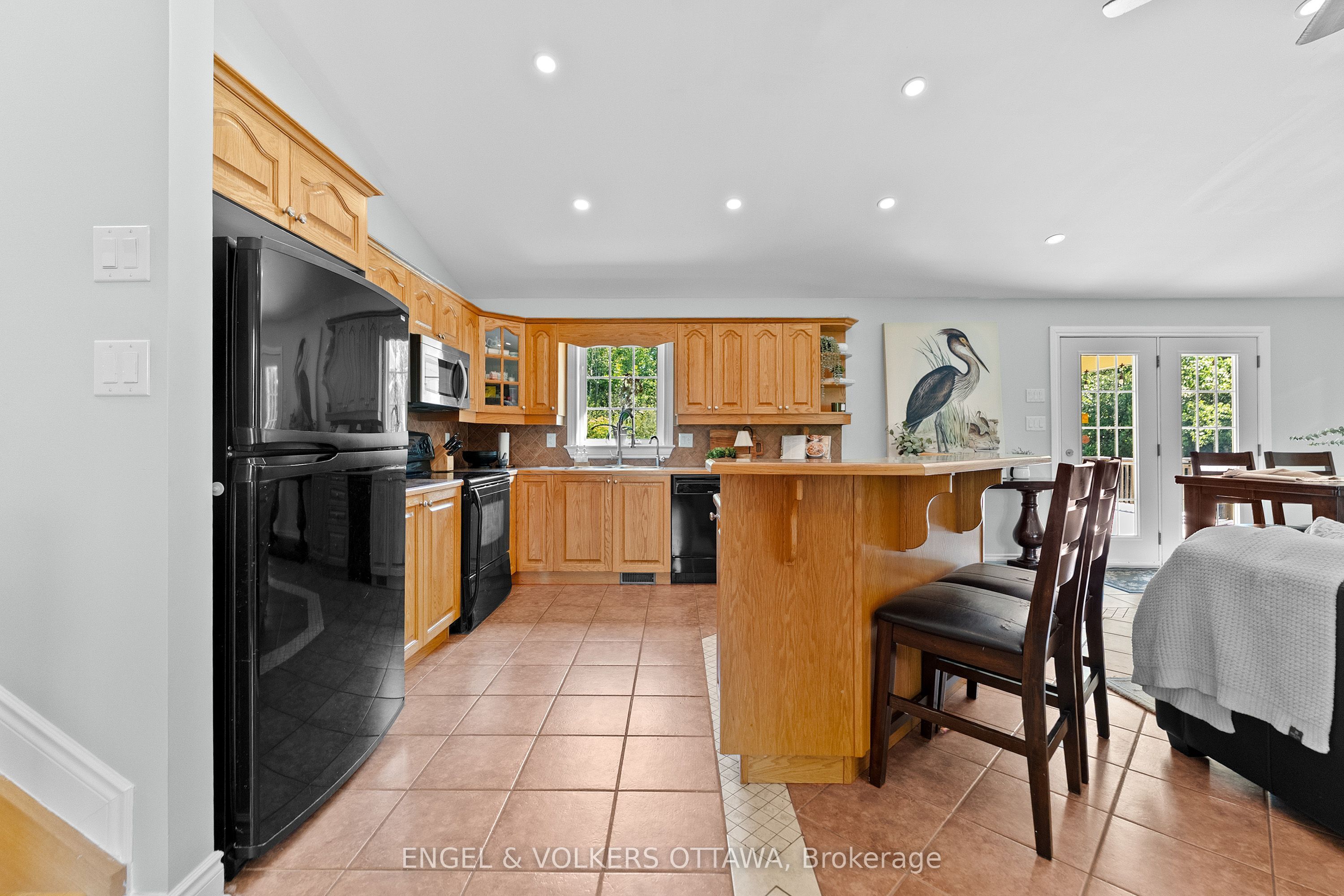 7005 Millar Road, Edwardsburgh/Cardinal, ON K0E 1X0 photo 5