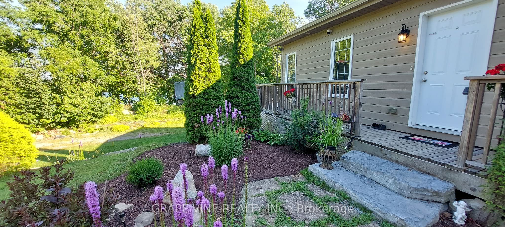 20 Bay Street, Rideau Lakes, ON K0G 1P0 photo 4