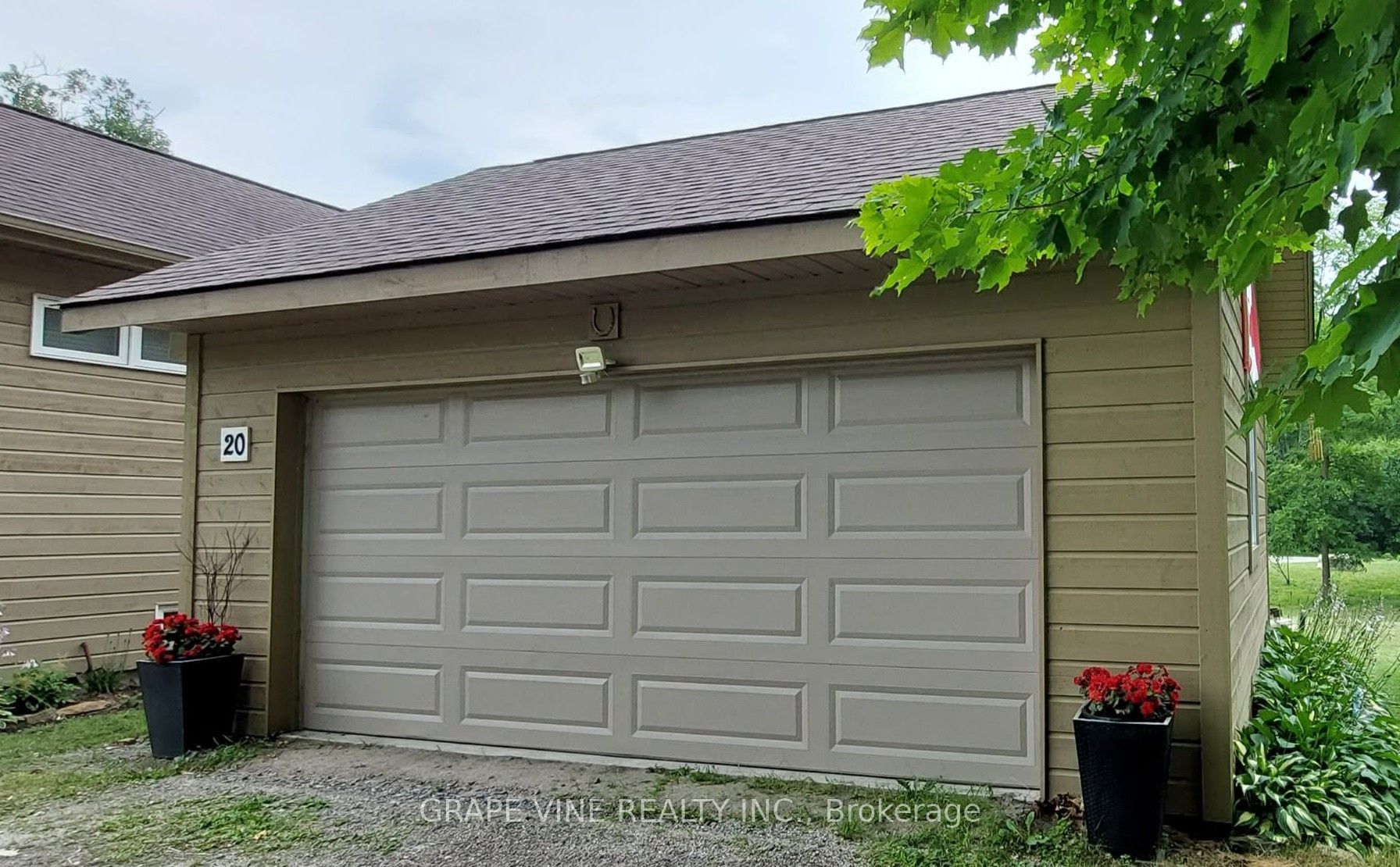 20 Bay Street, Rideau Lakes, ON K0G 1P0 photo 5
