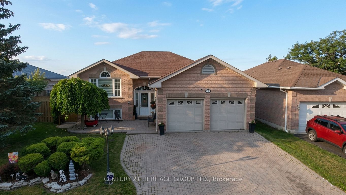 16 Eakins Crescent, Kawartha Lakes, ON K9V 6H8 photo 2