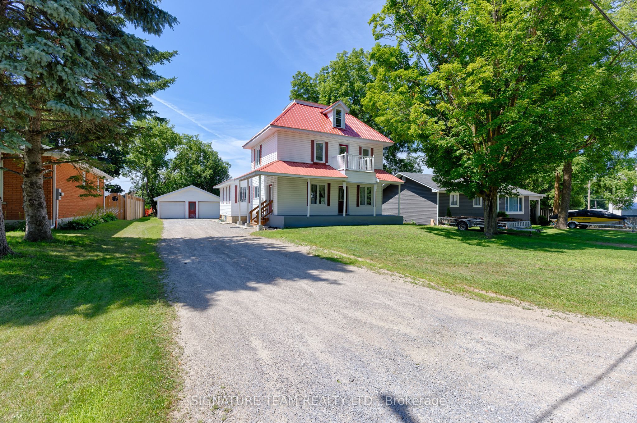 21 Elliott Street, Whitewater Region, ON K0J 1C0 photo 3