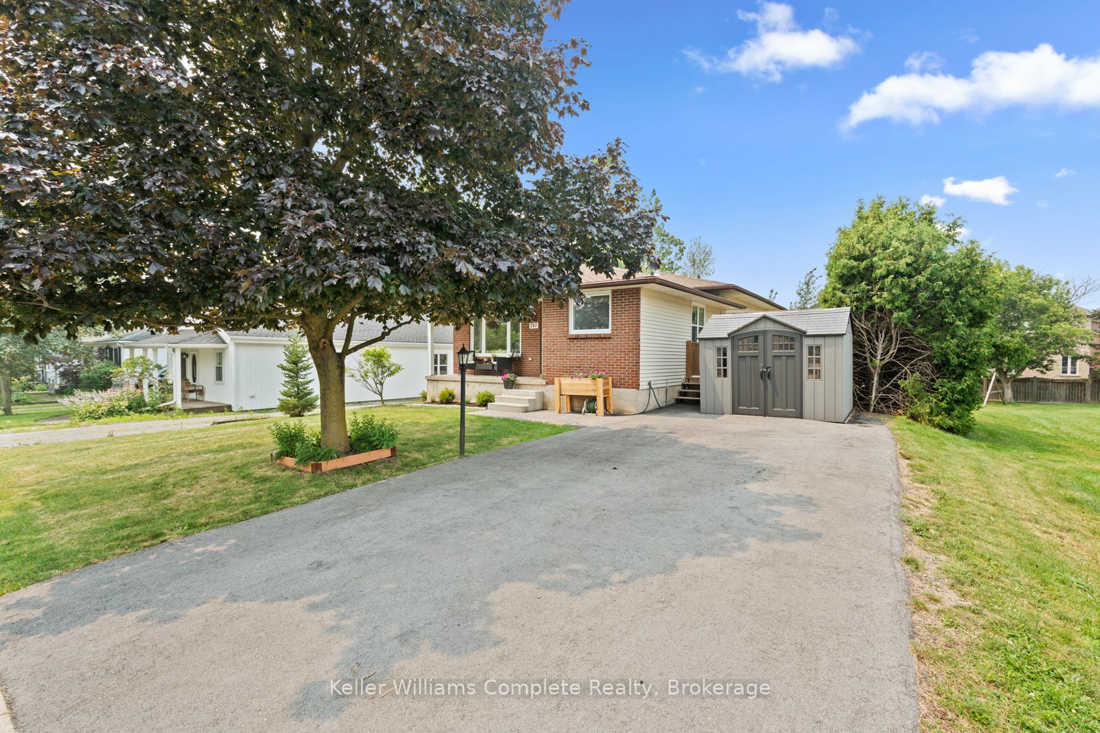 187 Dufferin Avenue, West Lincoln, ON L0R 2A0