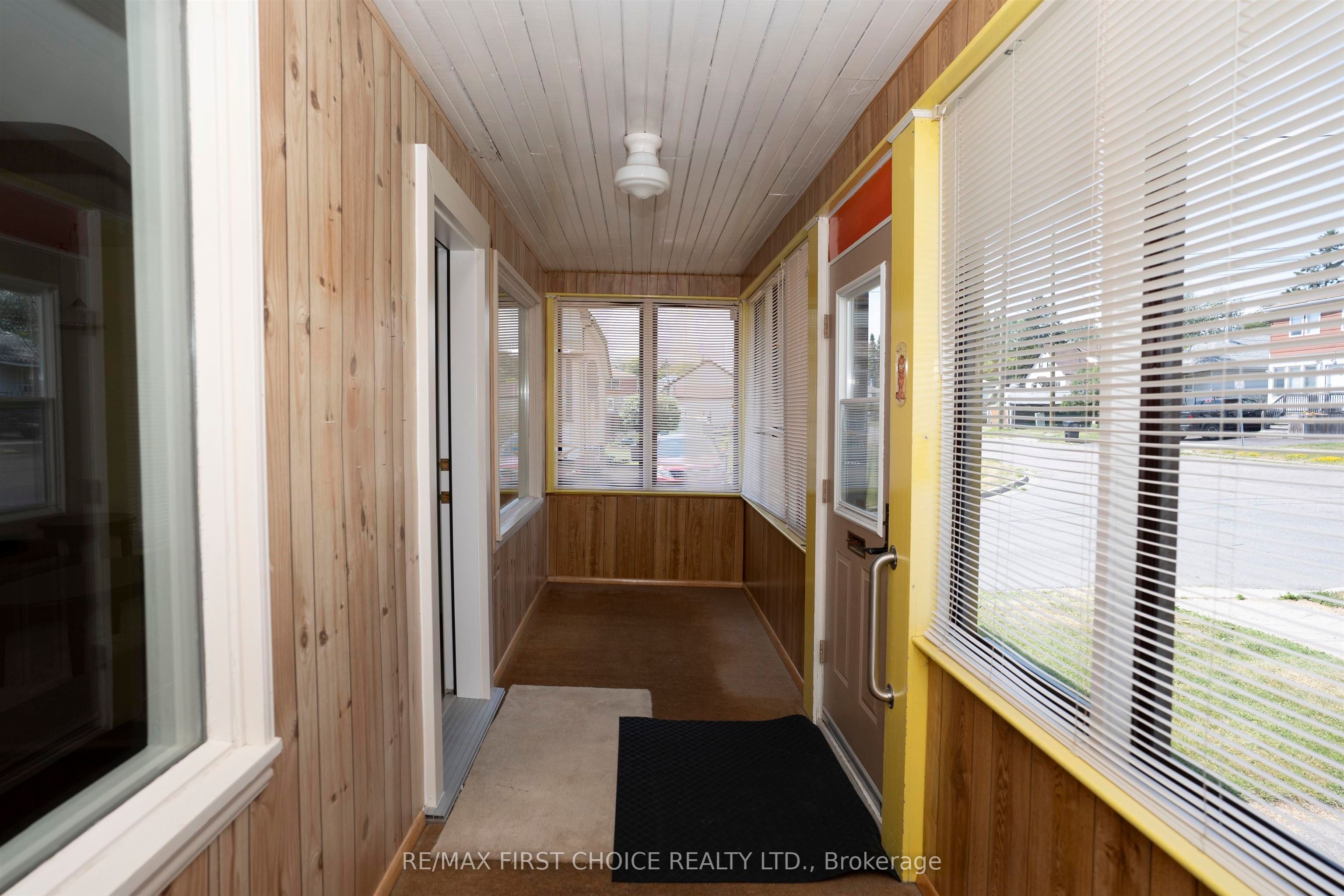 367 MARKLAND ST, Thunder Bay, ON P7B 2H9 photo 4