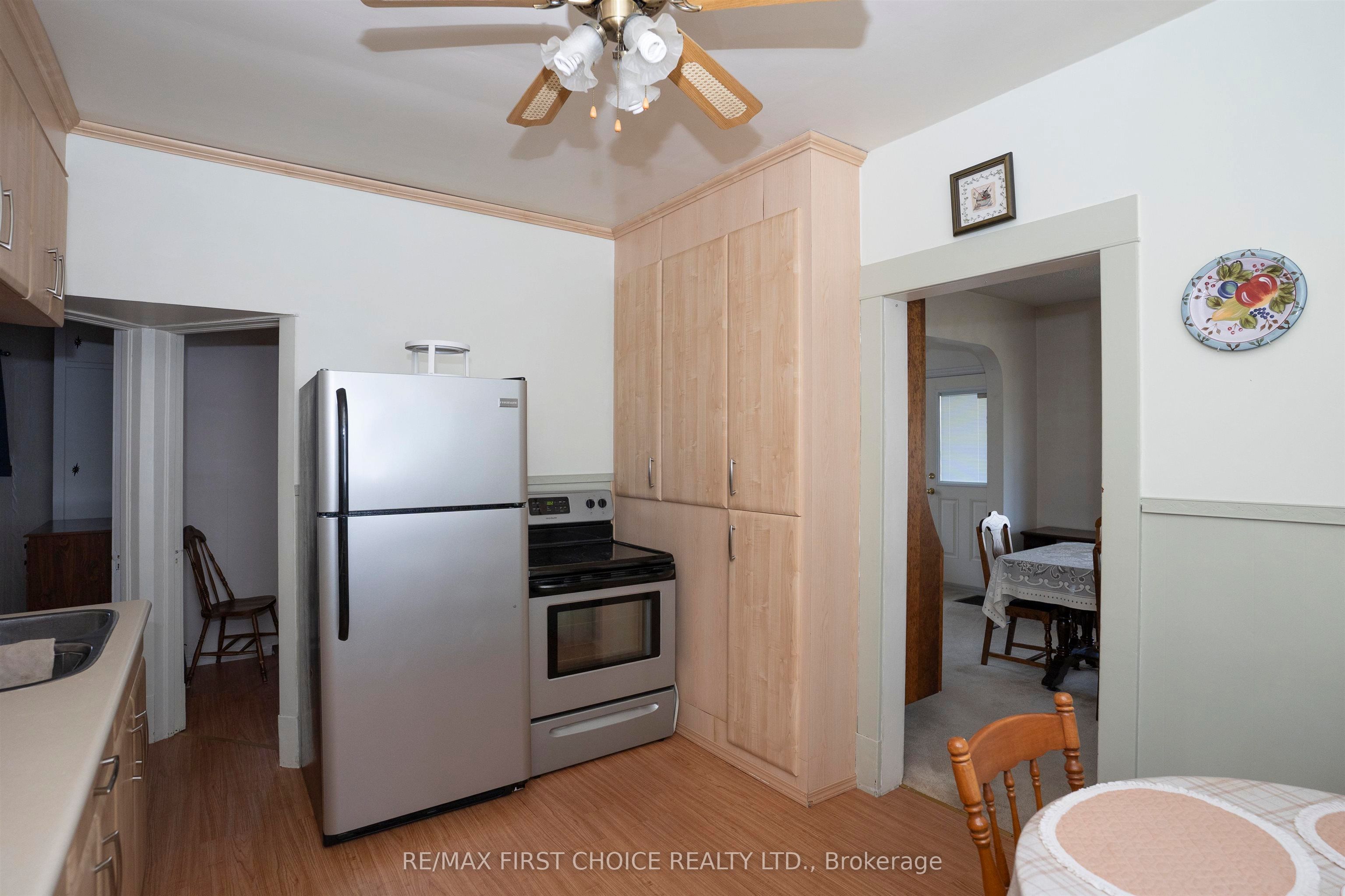 367 MARKLAND ST, Thunder Bay, ON P7B 2H9 photo 5