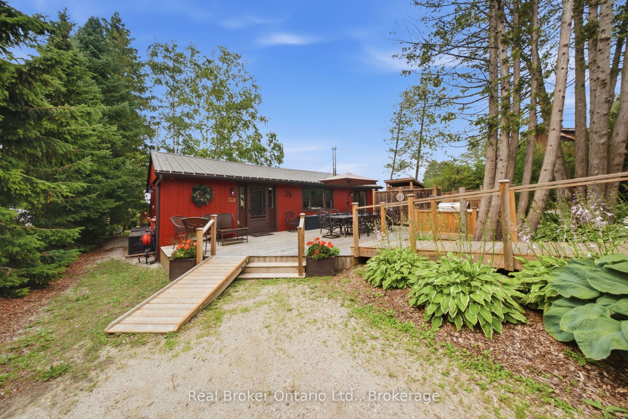 111 Wilson Drive, Georgian Bluffs, ON N0H 2T0 photo 4