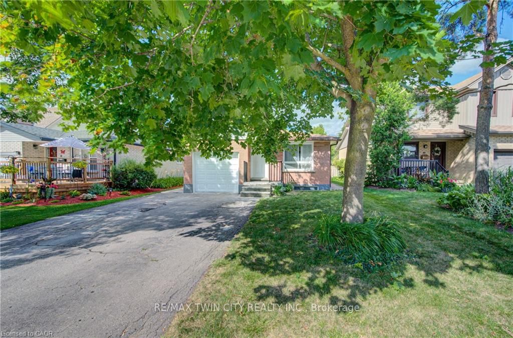 8 Pamela Place, Guelph, ON N1H 8C9 photo 4