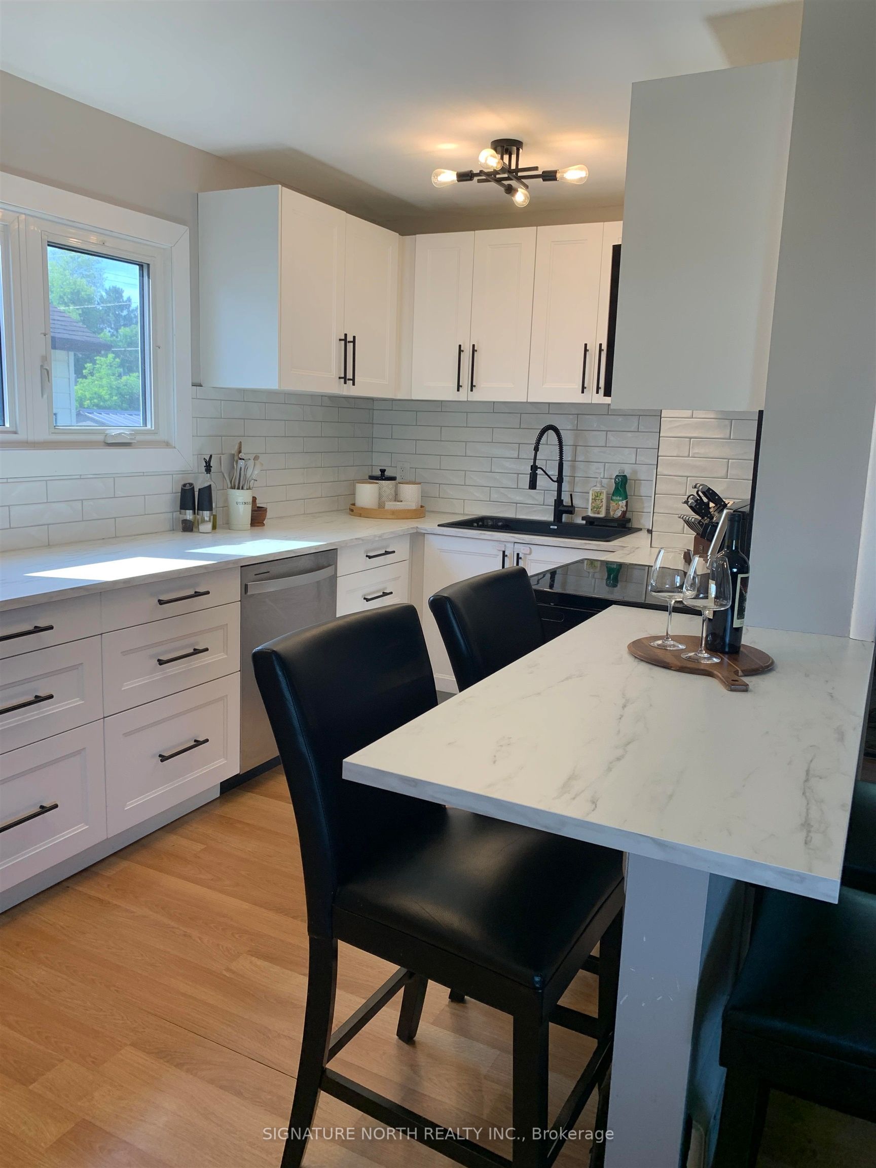 401 Christina Street W, Thunder Bay, ON P7E 4P9 photo 5