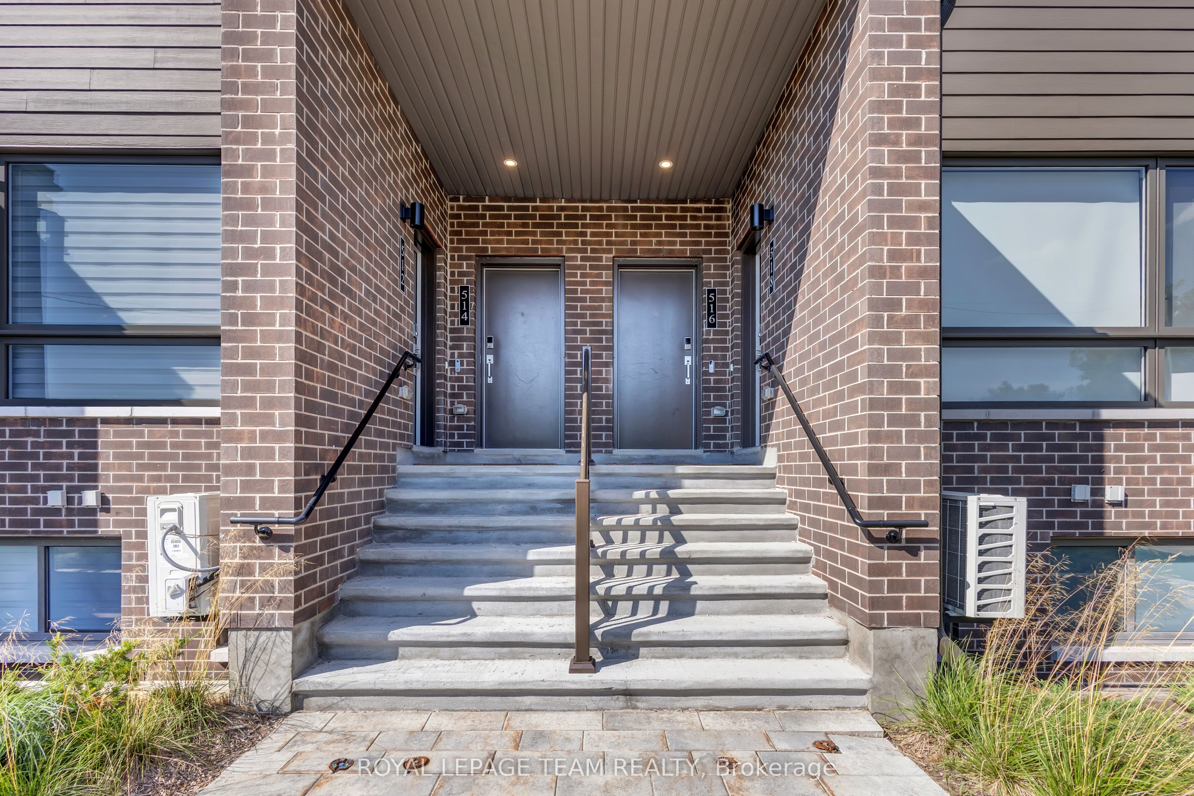 512 Mishi Private, Manor Park - Cardinal Glen and Area, ON K1K 5C5 photo 4