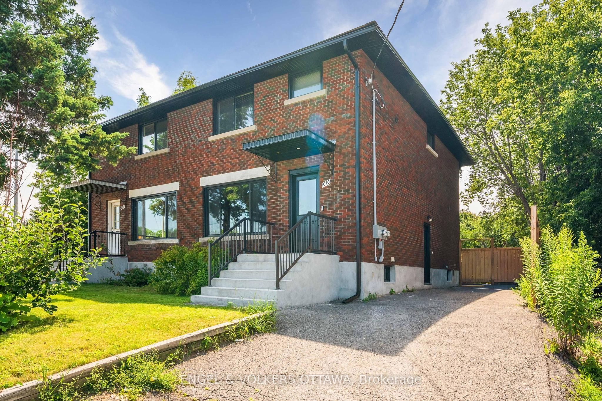 1040 Maitland Avenue B, Belair Park - Copeland Park and Area, ON K2C 2B6 photo 2