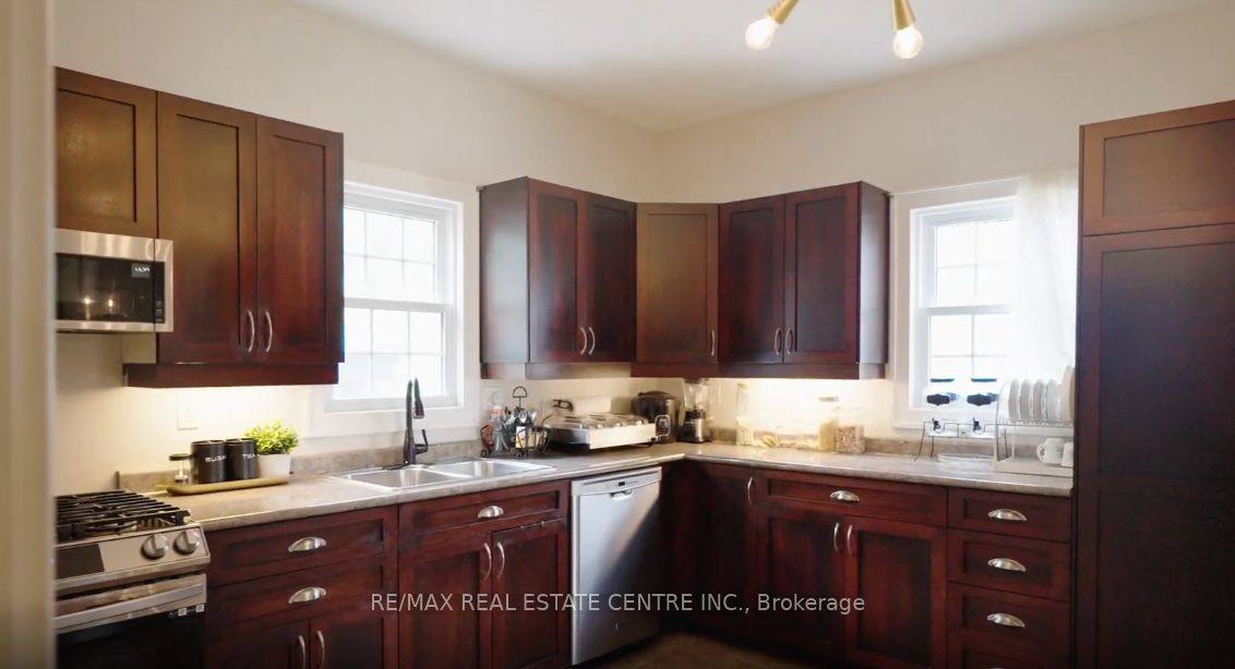 5857 MURRAY Street, Niagara Falls, ON L2G 2J9 photo 5