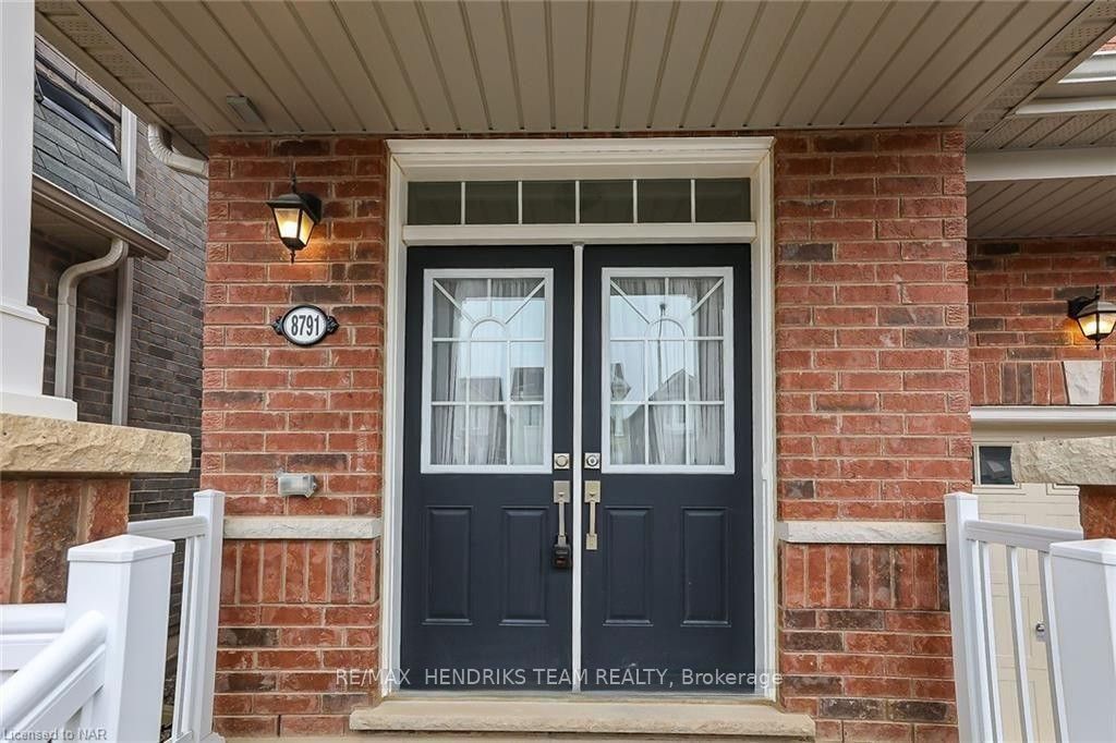 8791 SOURGUM Avenue, Niagara Falls, ON L2H 3S3 photo 4