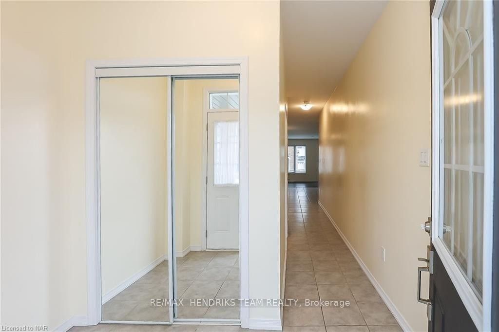 8791 SOURGUM Avenue, Niagara Falls, ON L2H 3S3 photo 5