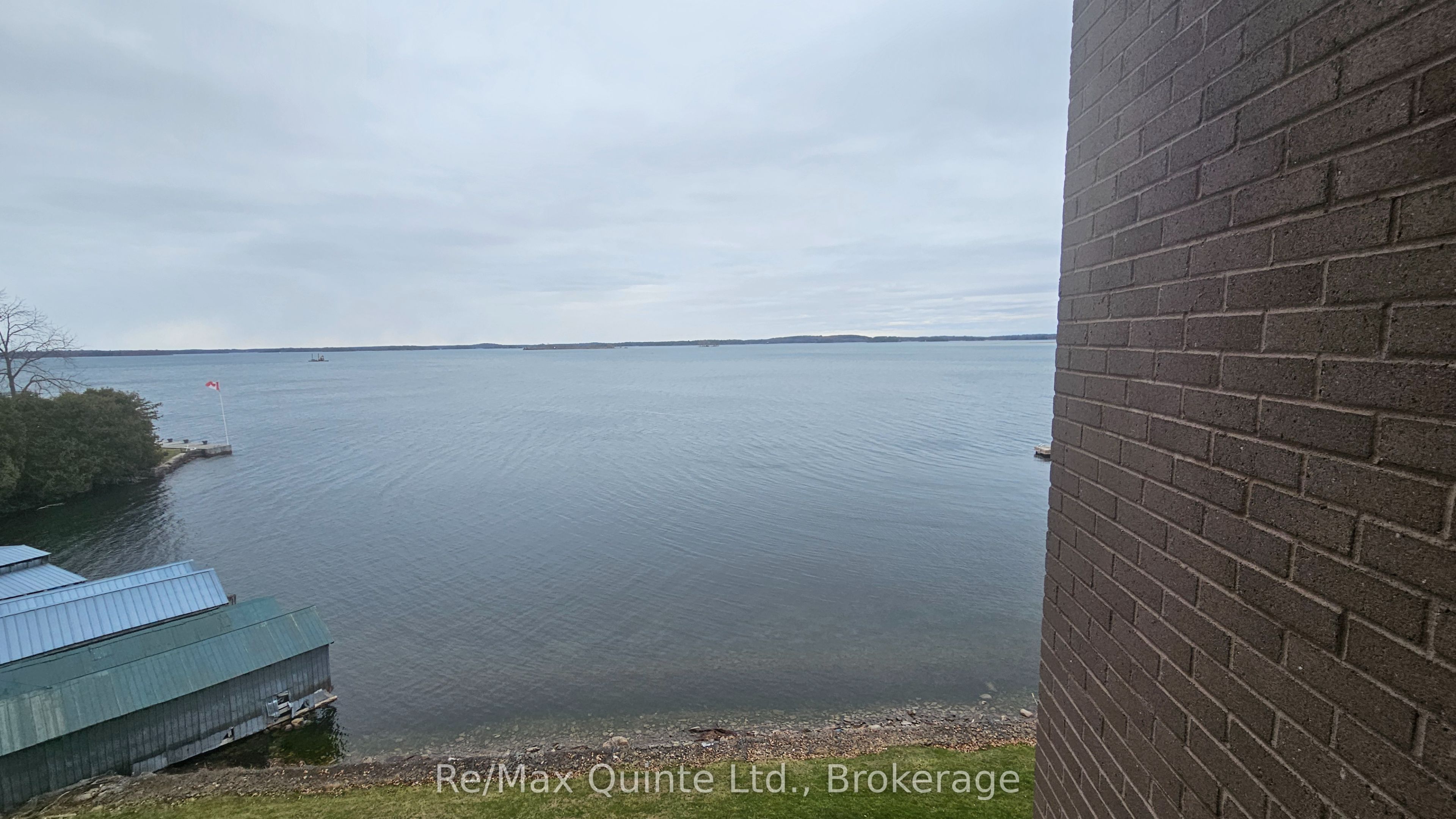 610 William Street S 404, Gananoque, ON K7G 3A4